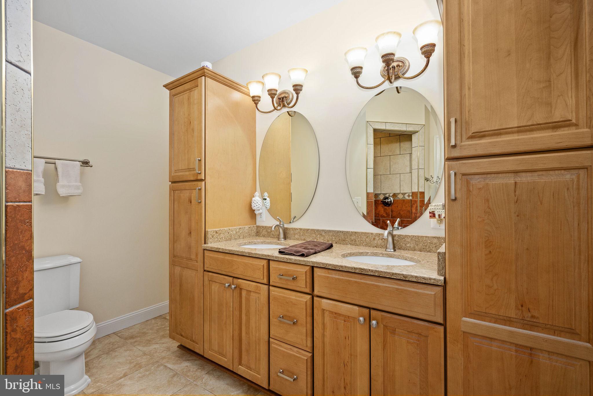 HUNTERS POND - Residential