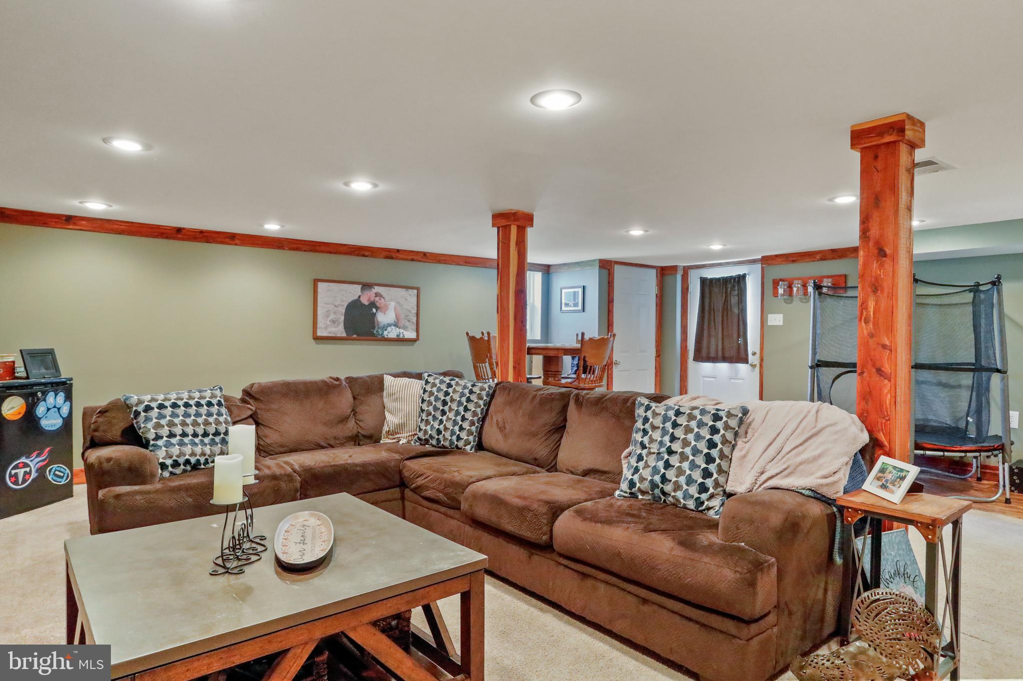 JADWYN ACRES - Residential