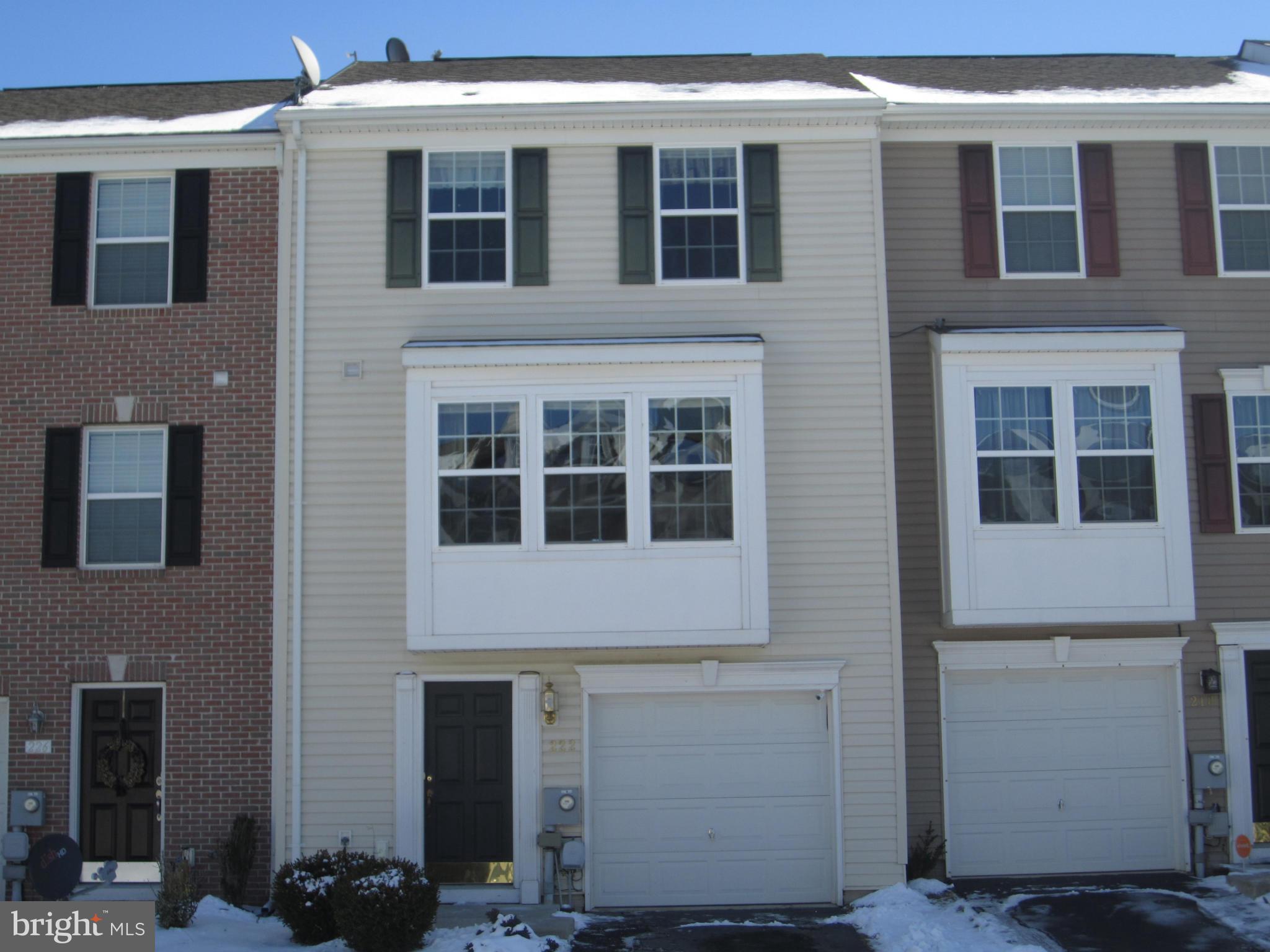 STONEBROOK VILLAGE - Residential