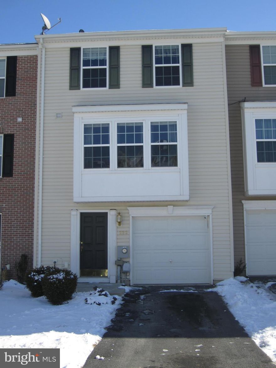 Beautiful Move in ready home in a great community in Hedgesville! This 3 bedroom, 2 1/2  bath townhouse is ready for you to call home. Finished basement with rough in 1/2 bath. Open floor plan on main level w/large family room, kitchen/dining combination with breakfast bar/island. Attached garage, fenced in back yard, ALL appliances convey. Upper level has 3 bedrooms. Master bath has soak in tub!