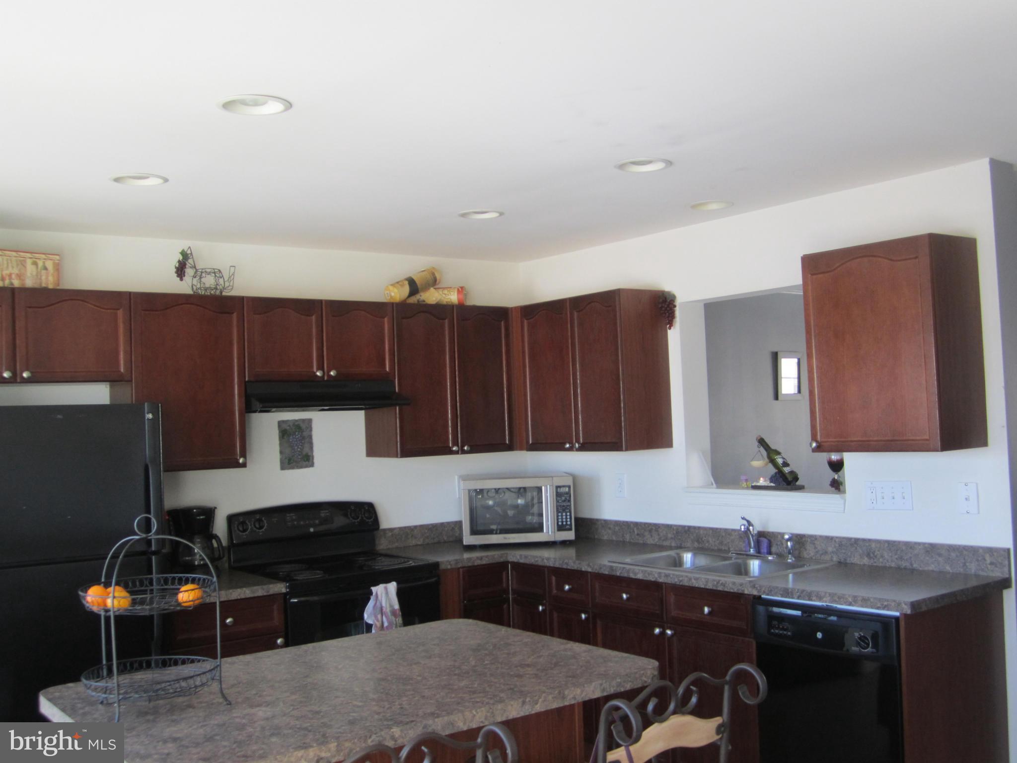 STONEBROOK VILLAGE - Residential