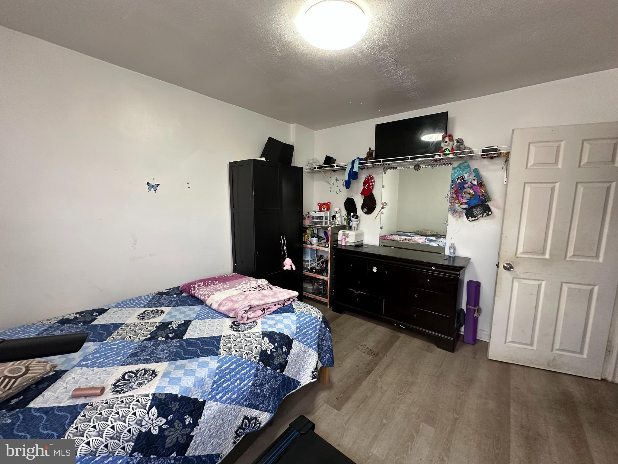 MAYFAIR (WEST) - Residential