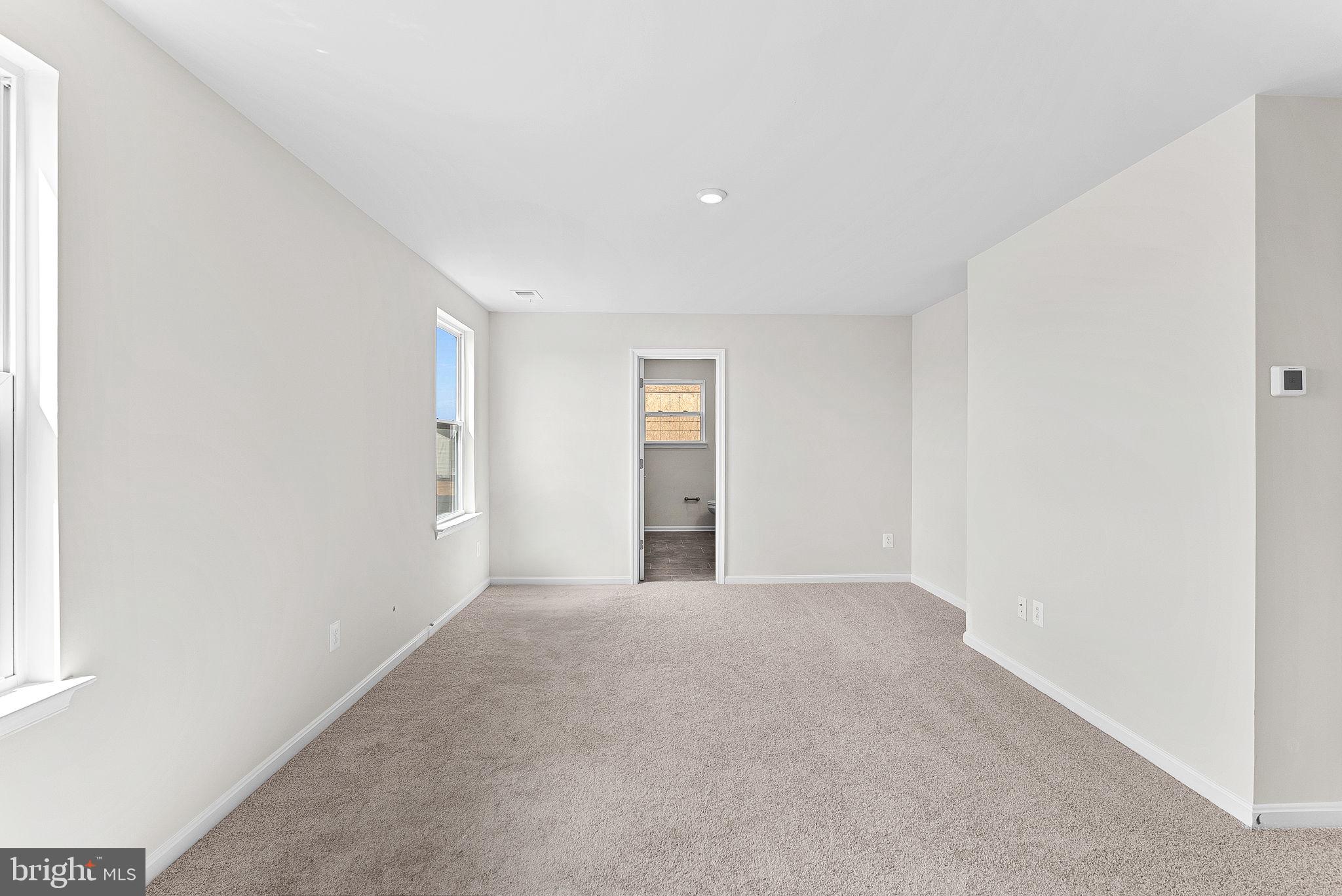 HUNTWELL WEST - Residential