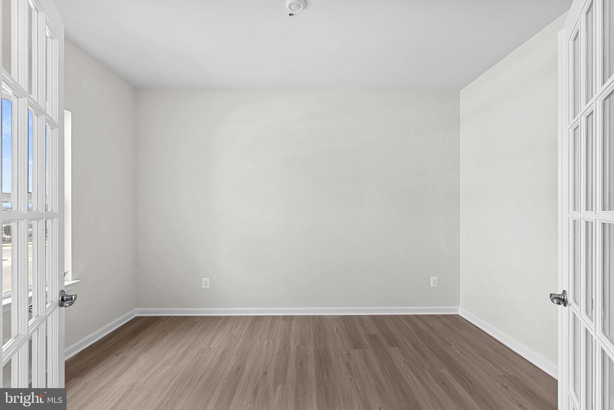 HUNTWELL WEST - Residential