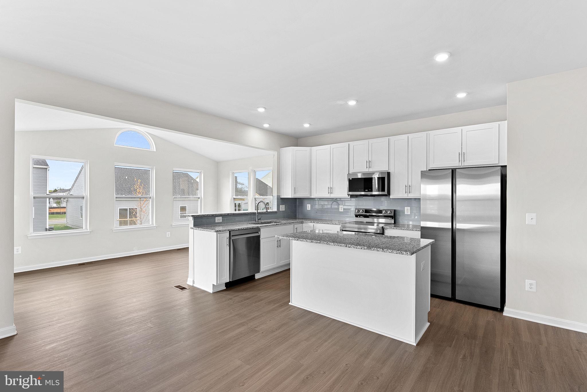 HUNTWELL WEST - Residential