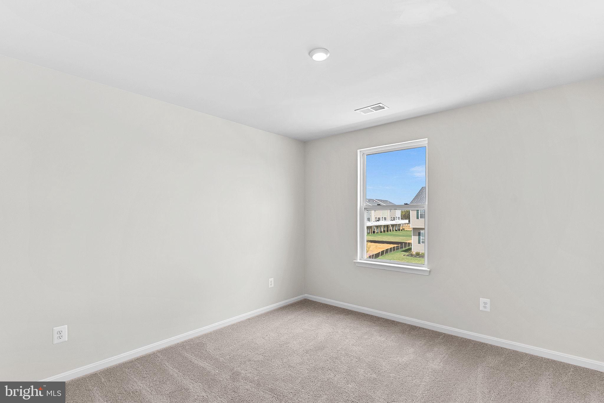 HUNTWELL WEST - Residential