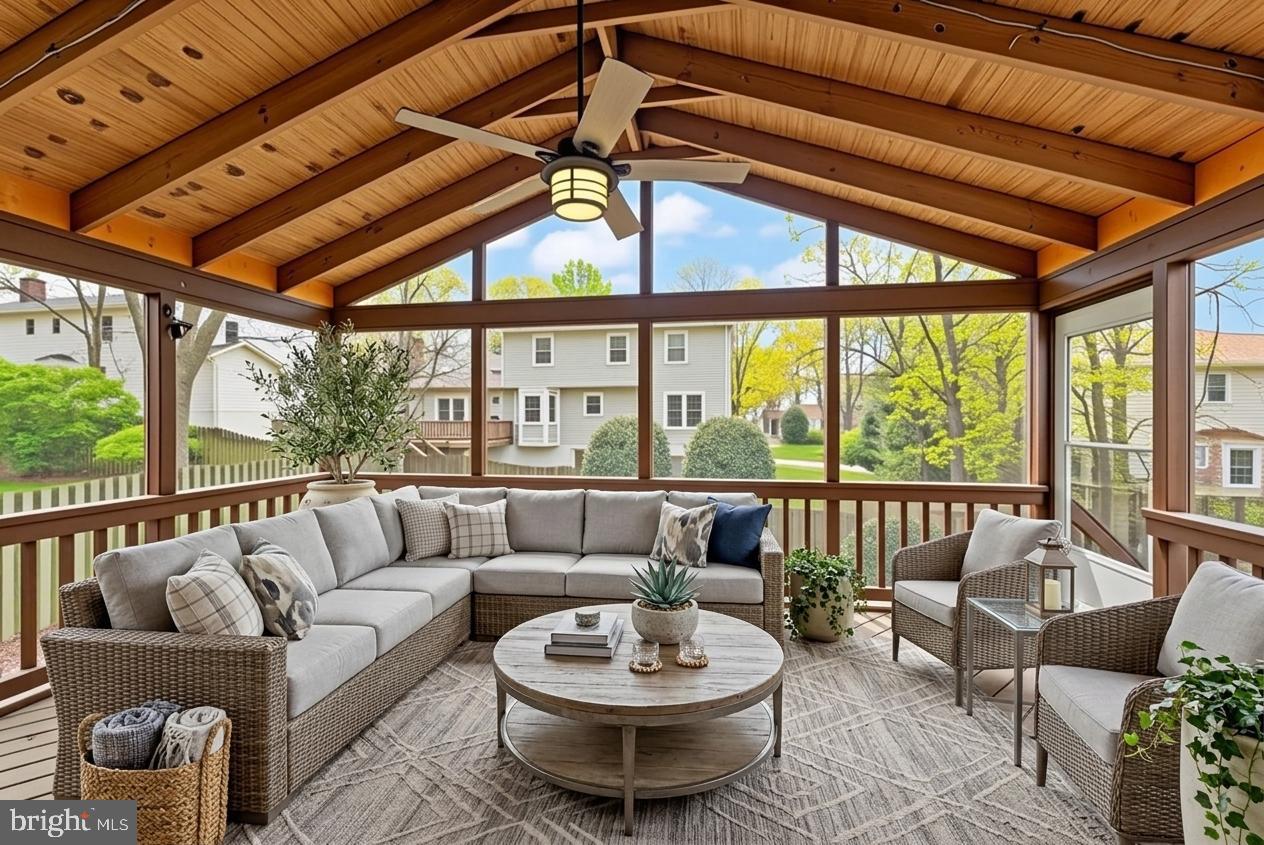 LITTLE ROCKY RUN - Residential