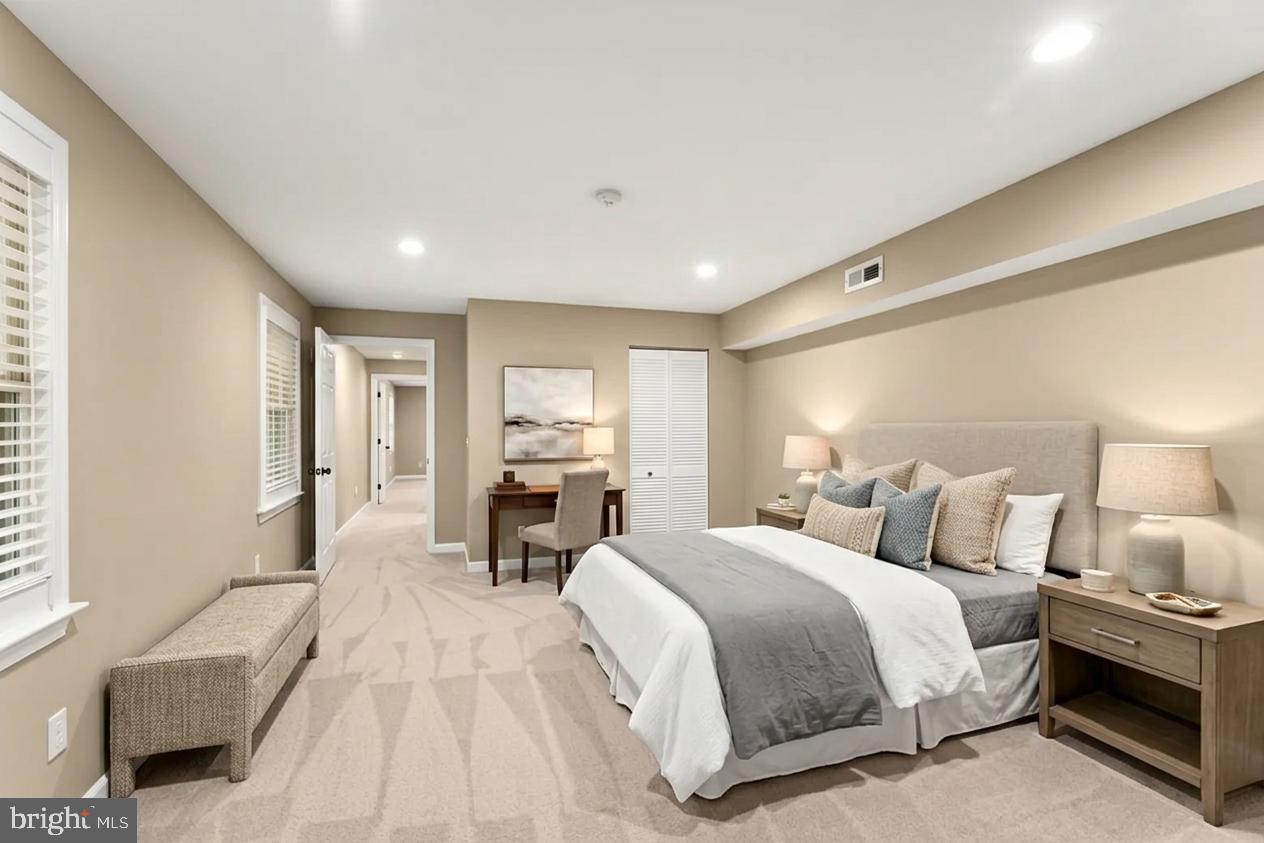 LITTLE ROCKY RUN - Residential