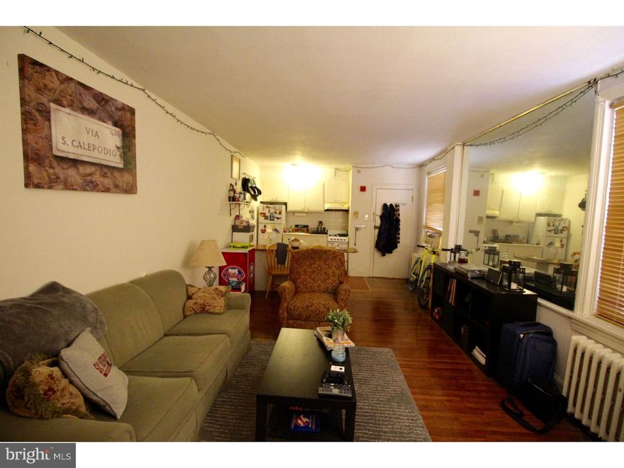 Nicely sized one bedroom apartment in a great location becoming available for a July 1st move in. This apartment has Hardwoods throughout, and a spacious living room.  Directly around the corner from Rittenhouse Square, surrounded by world renown restaurants, cafe's, pubs and eateries. There are truly too many to name. Just steps to groceries. This location is the epitome of convenience for walkers, bikers, and commuters. Receiving a walk score of 98, transit score of 100, and riders score of 99. Great for Penn, Wharton and CHOP, young professionals, or anyone that wants to live in an awesome location.
