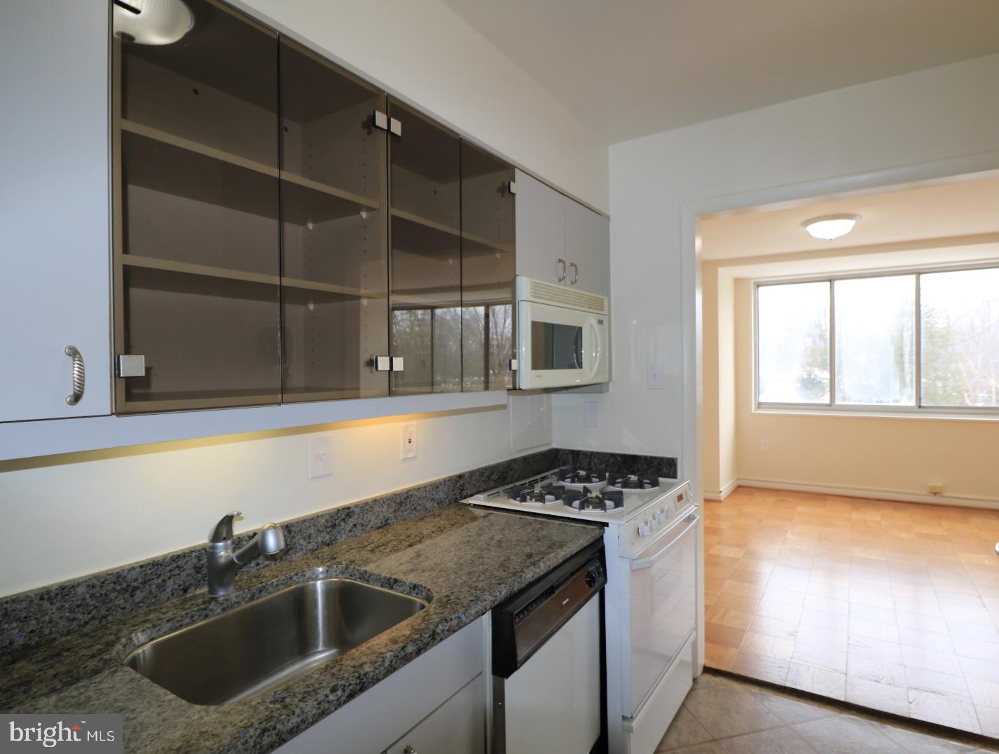 GROSVENOR PARK - Residential Lease