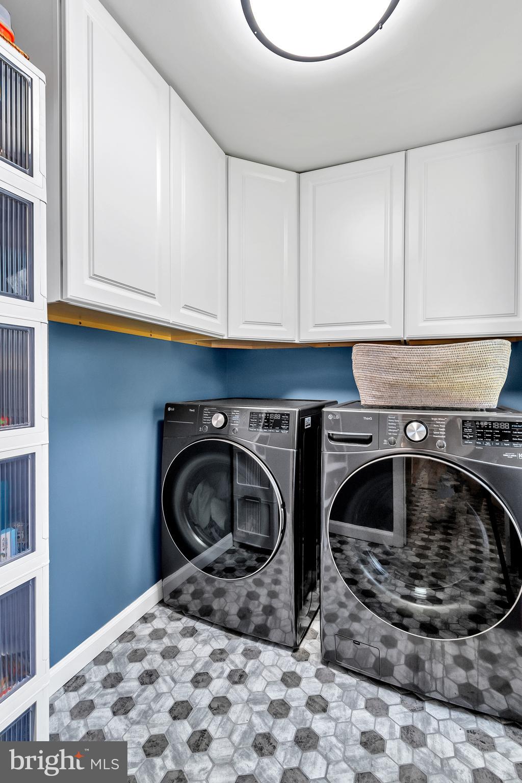 MOUNT WASHINGTON - Residential