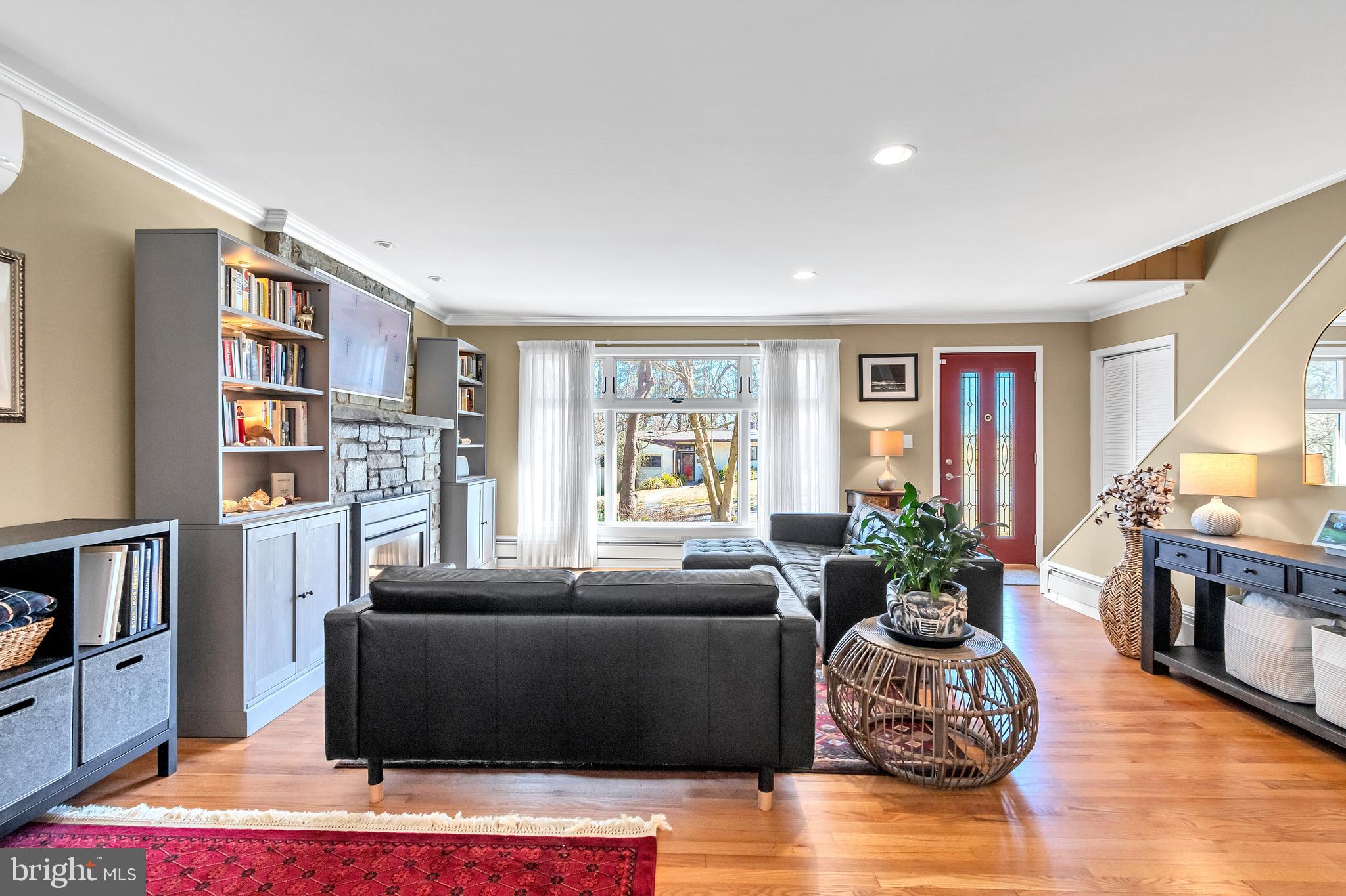 MOUNT WASHINGTON - Residential