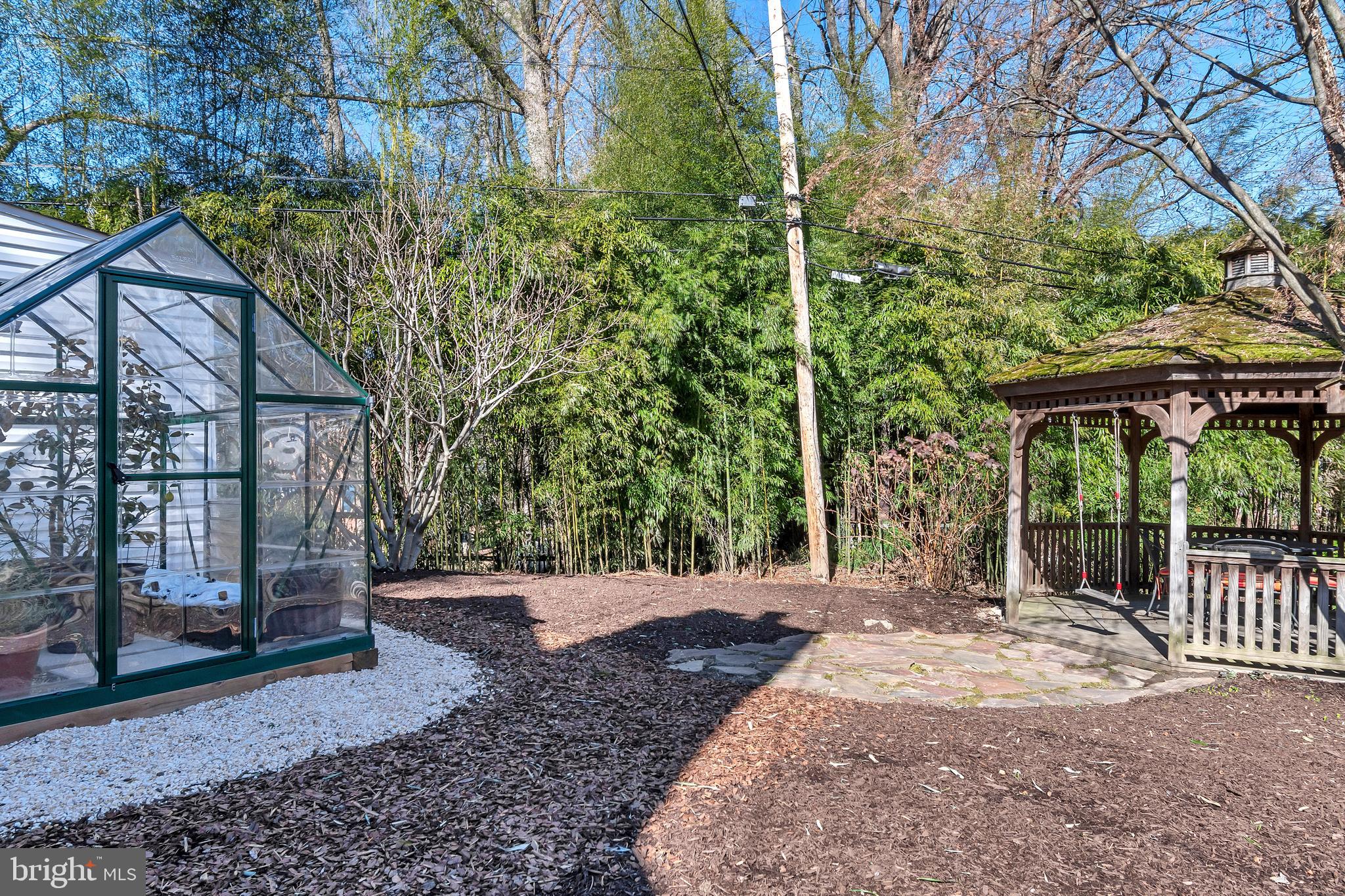 MOUNT WASHINGTON - Residential