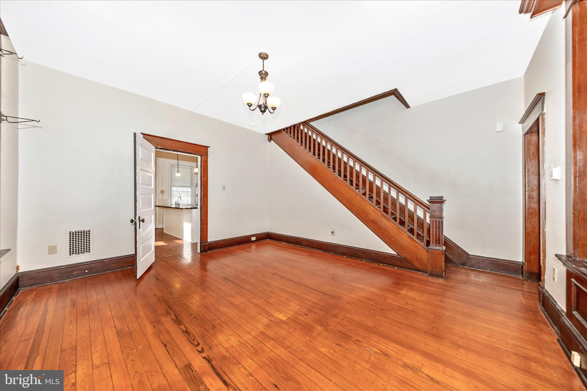 HAGERSTOWN - Residential