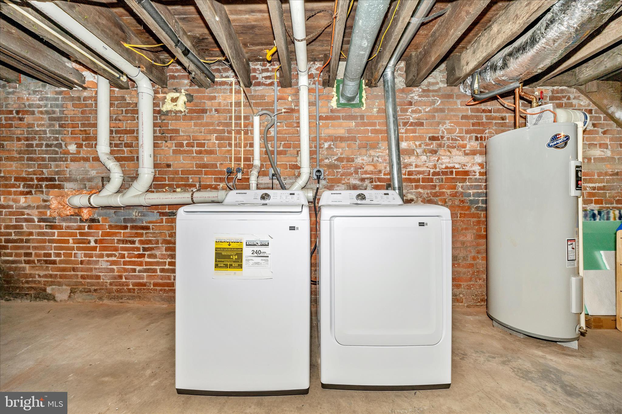 HAGERSTOWN - Residential