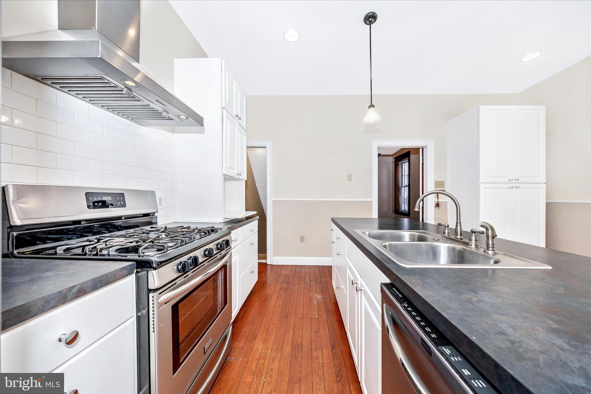 HAGERSTOWN - Residential