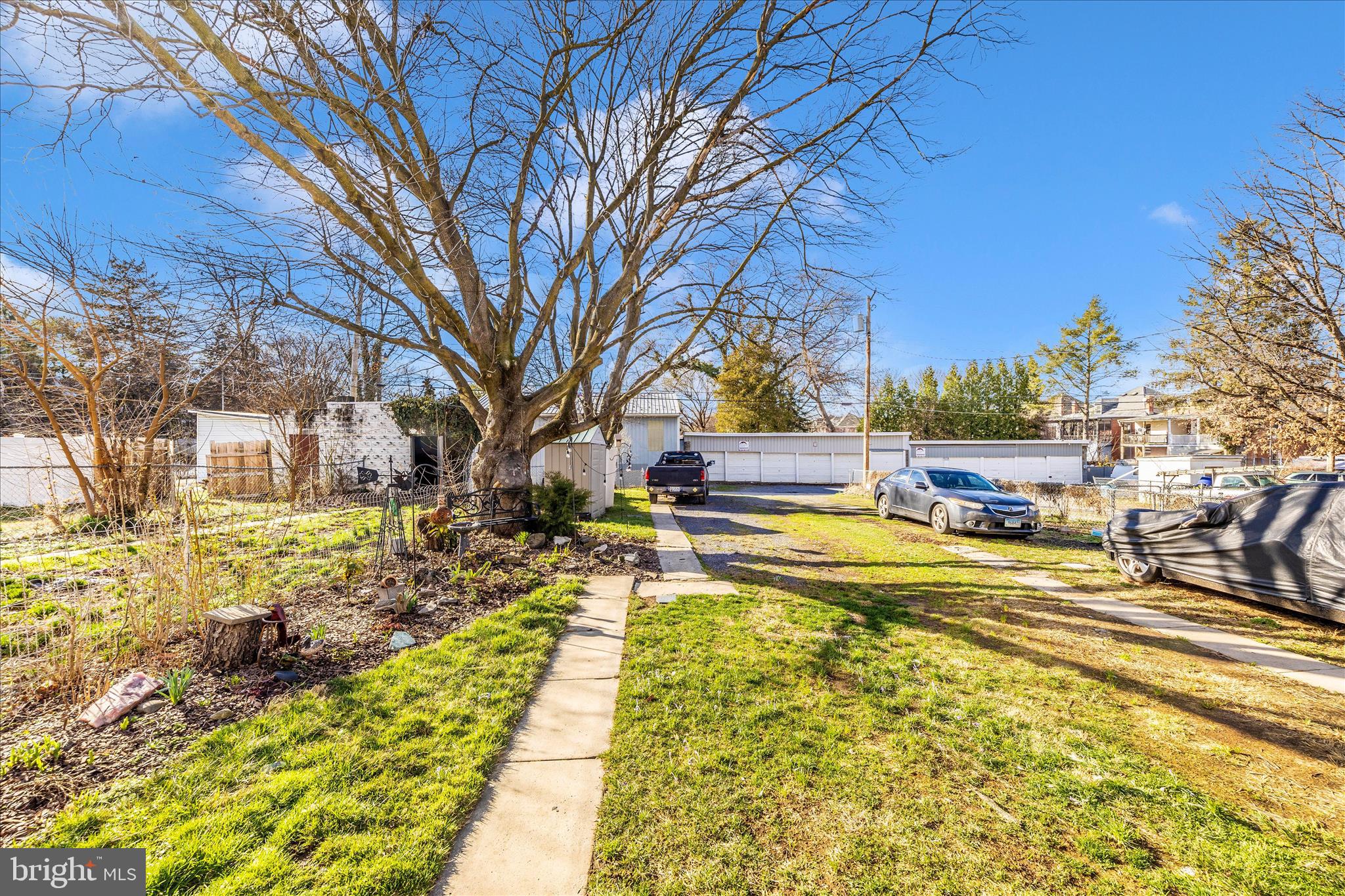 HAGERSTOWN - Residential