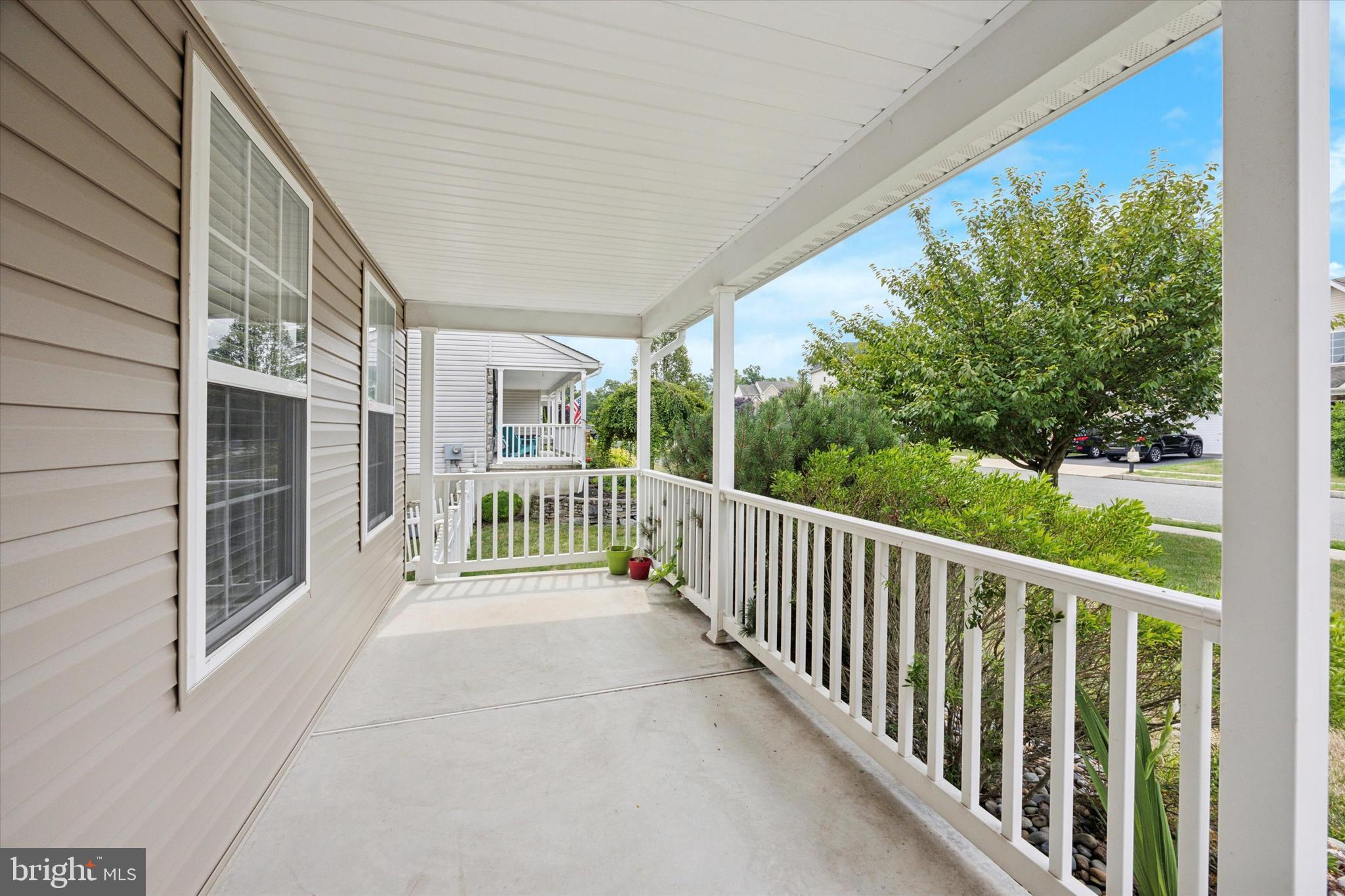 KINGSTON HILL II - Residential