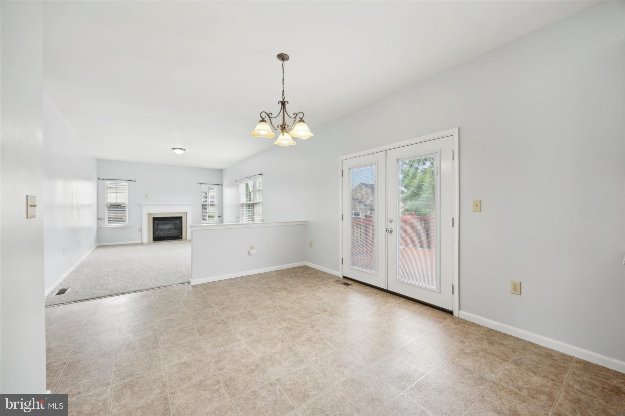 KINGSTON HILL II - Residential