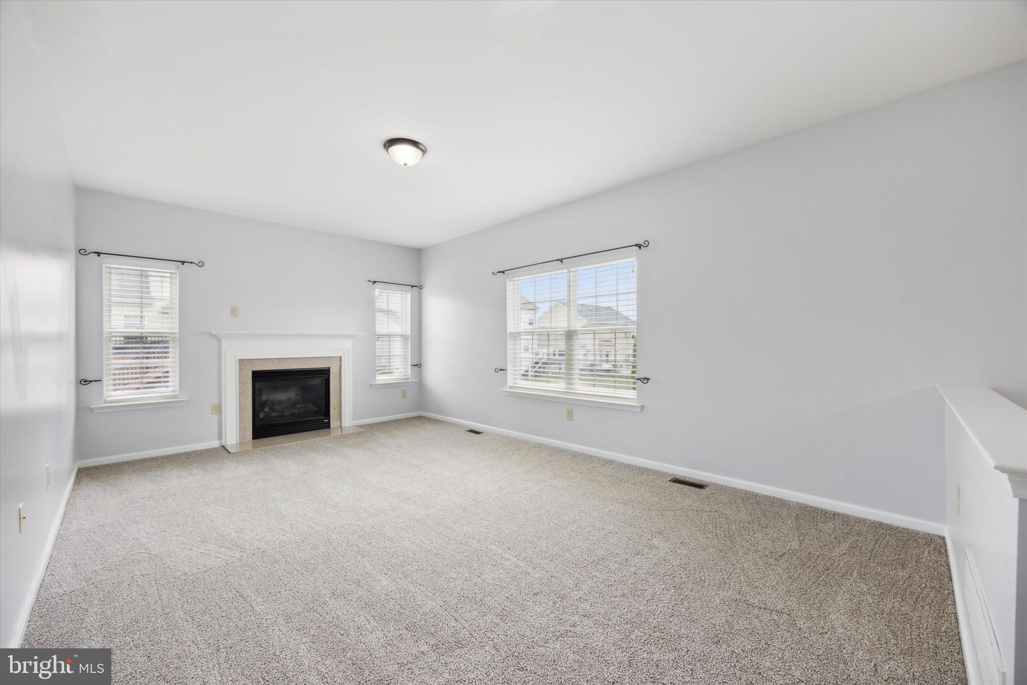 KINGSTON HILL II - Residential