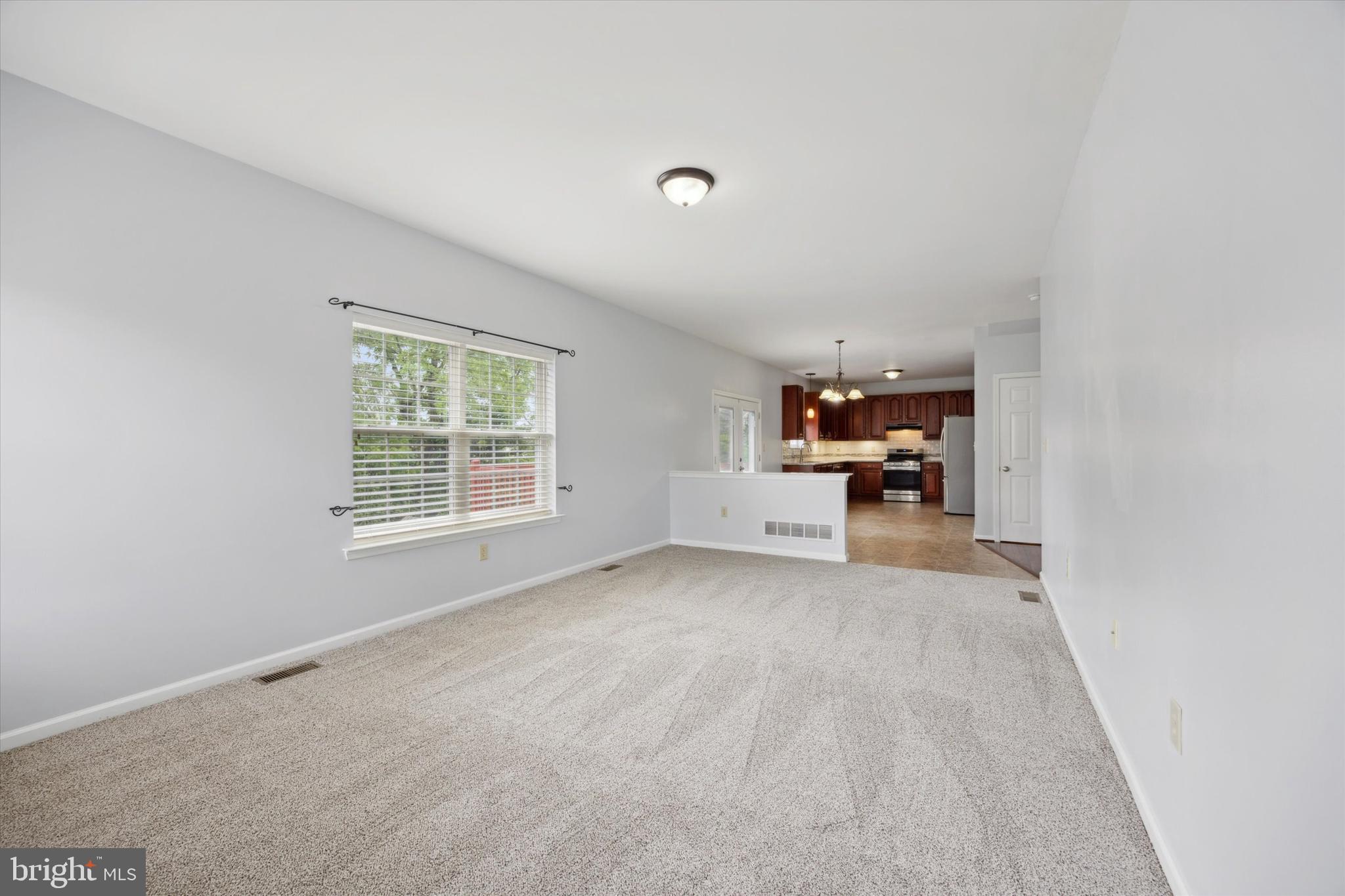 KINGSTON HILL II - Residential