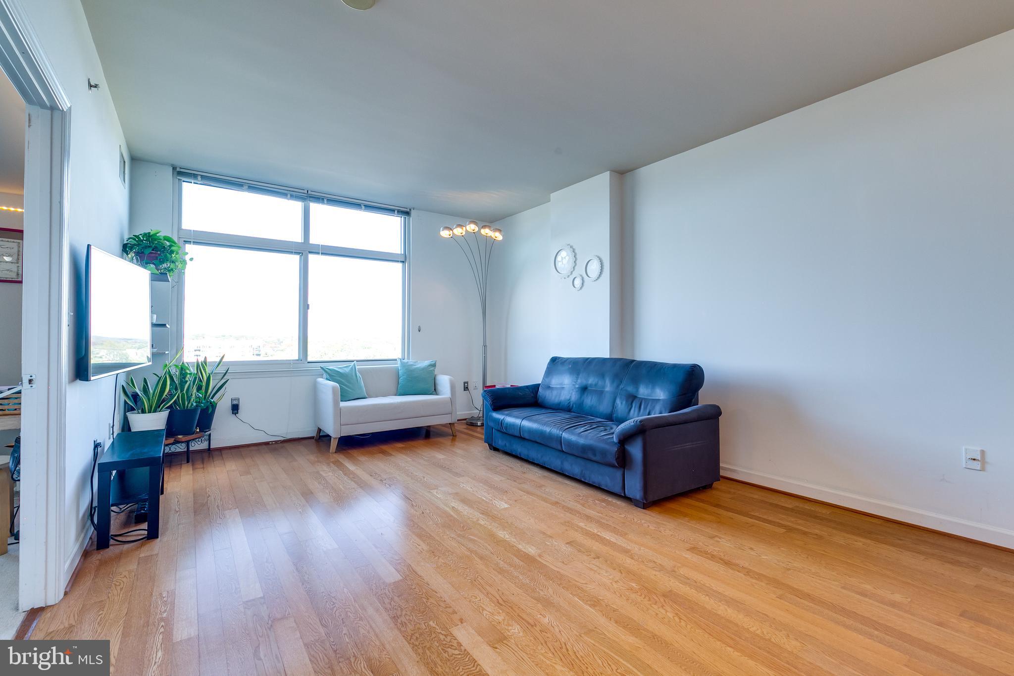 MIDTOWN BETHESDA NORTH - Residential