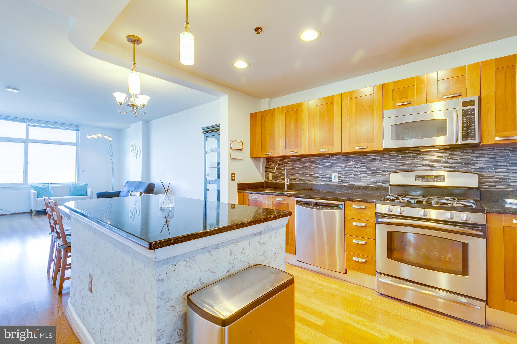 MIDTOWN BETHESDA NORTH - Residential