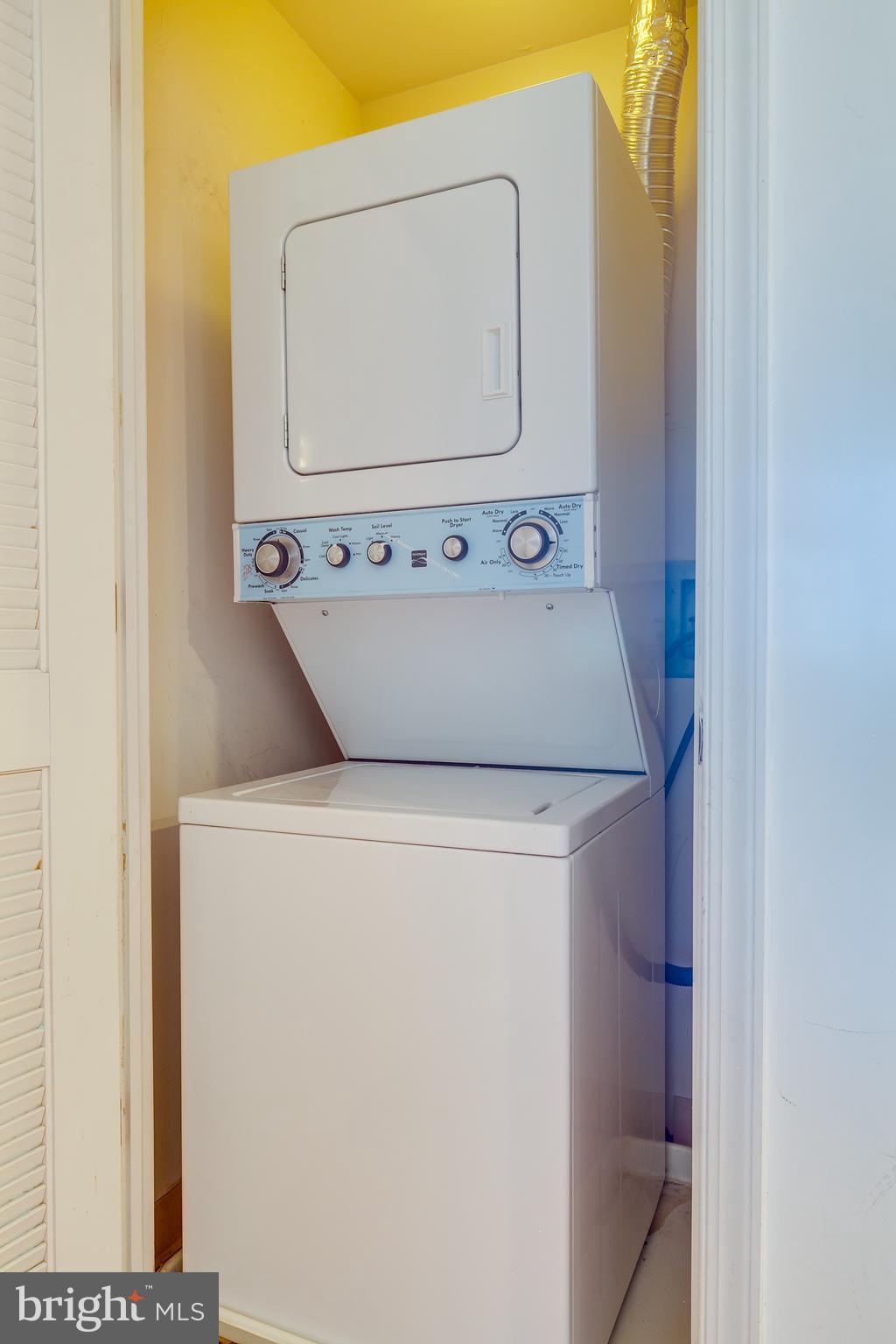 MIDTOWN BETHESDA NORTH - Residential