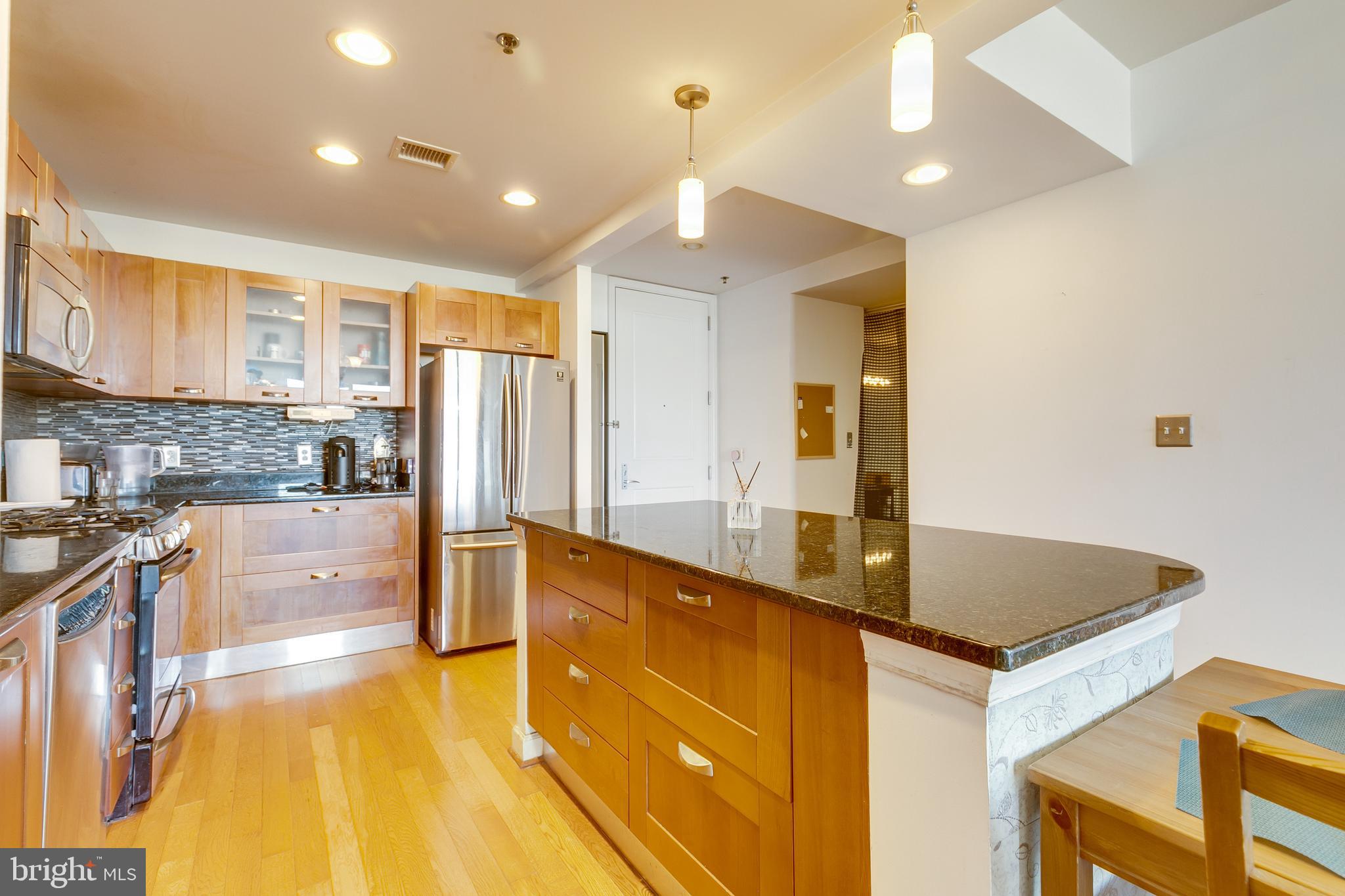 MIDTOWN BETHESDA NORTH - Residential