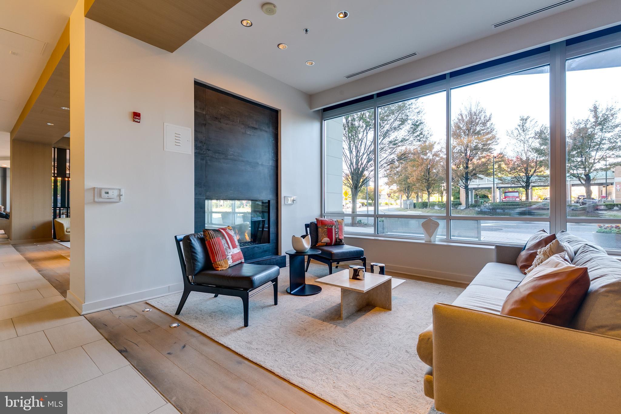 MIDTOWN BETHESDA NORTH - Residential