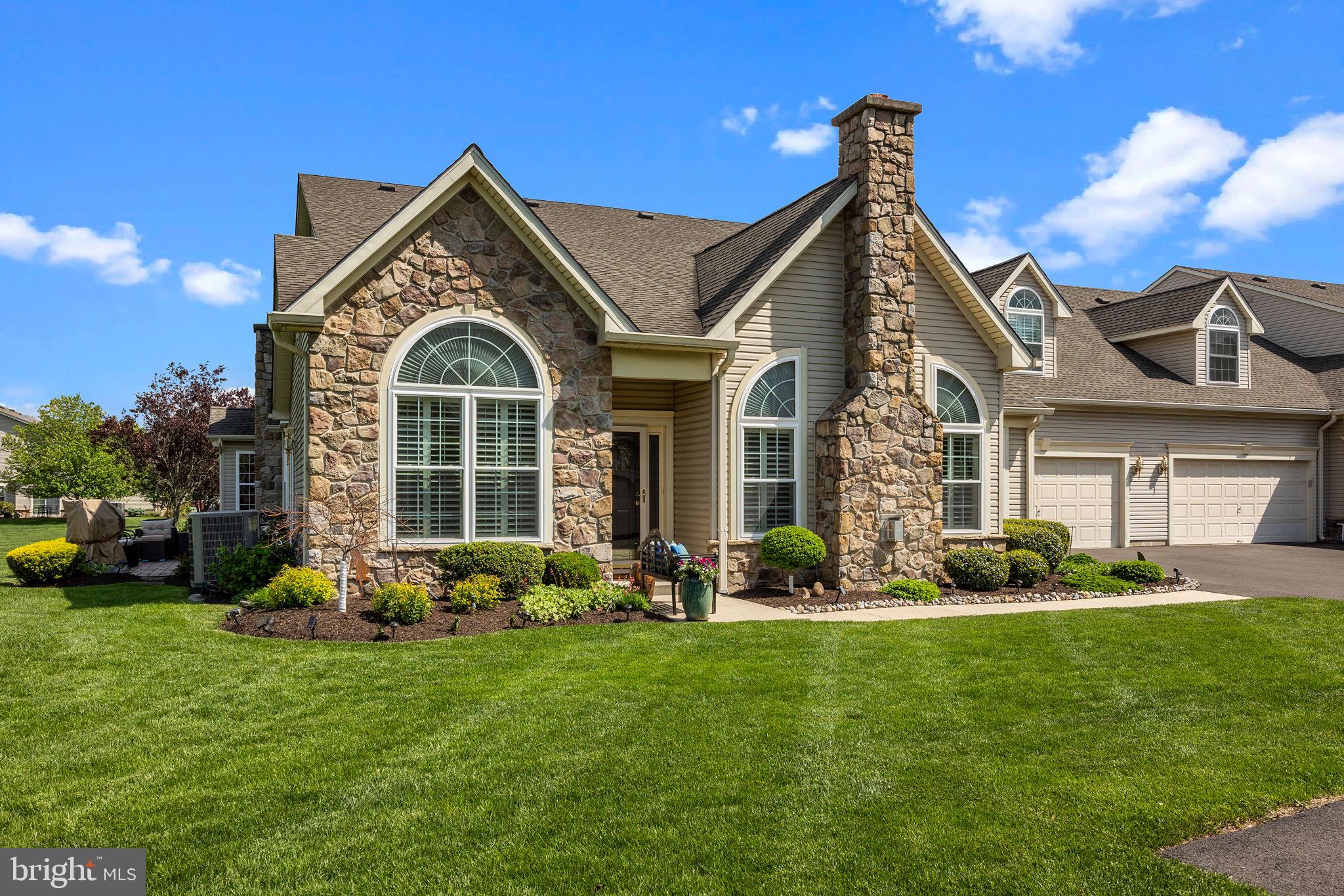 370 SHADY BROOK DRIVE 172