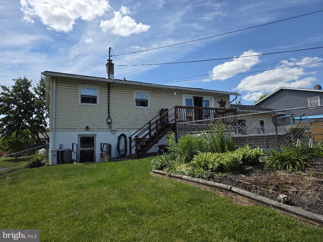 5 HEATHERWOOD CIRCLE