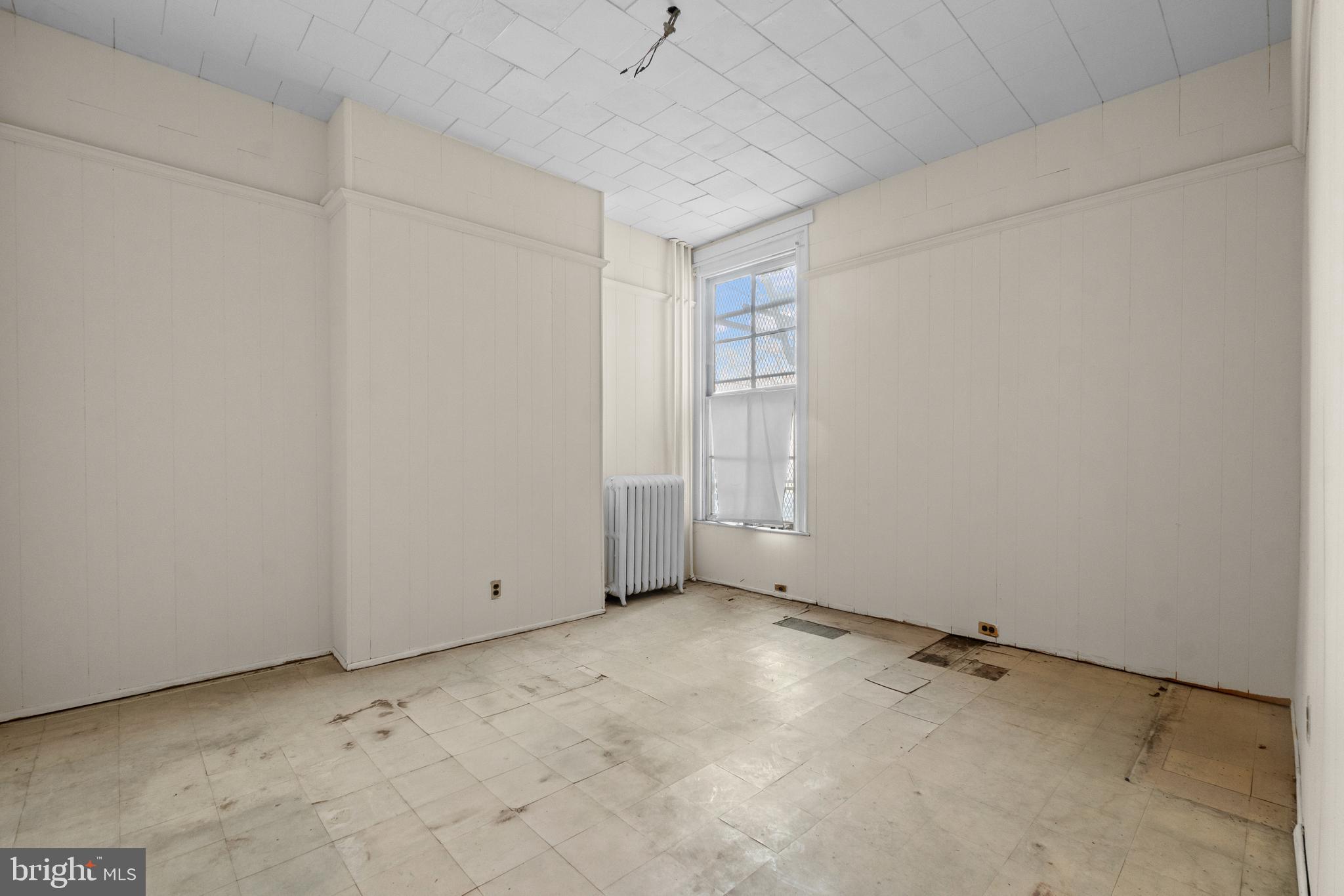 CHARLES VILLAGE - Residential Income