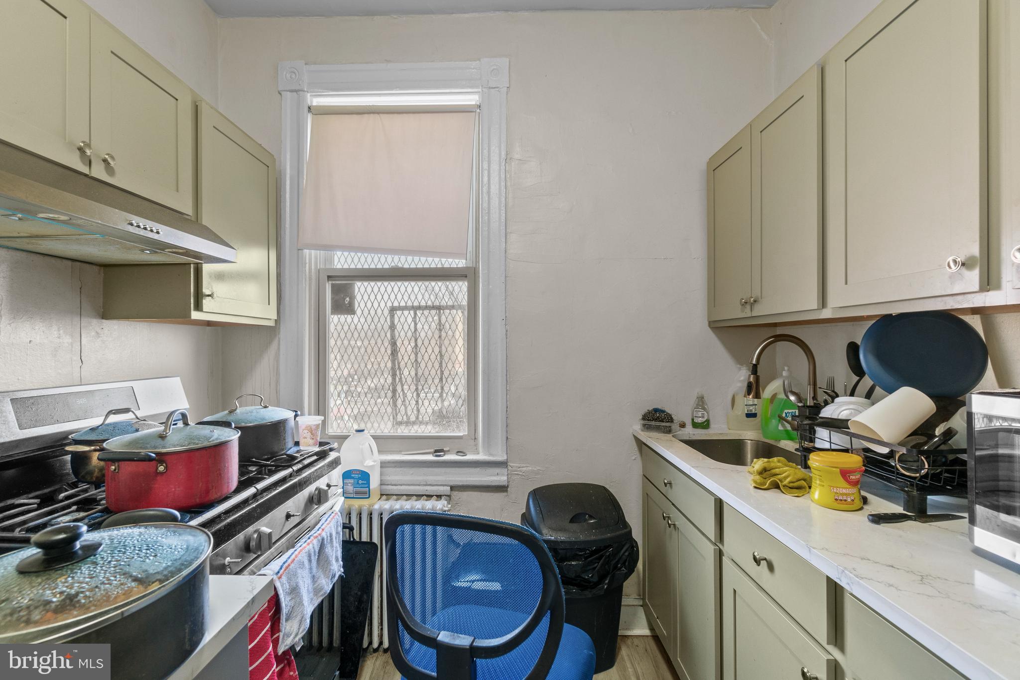 CHARLES VILLAGE - Residential Income