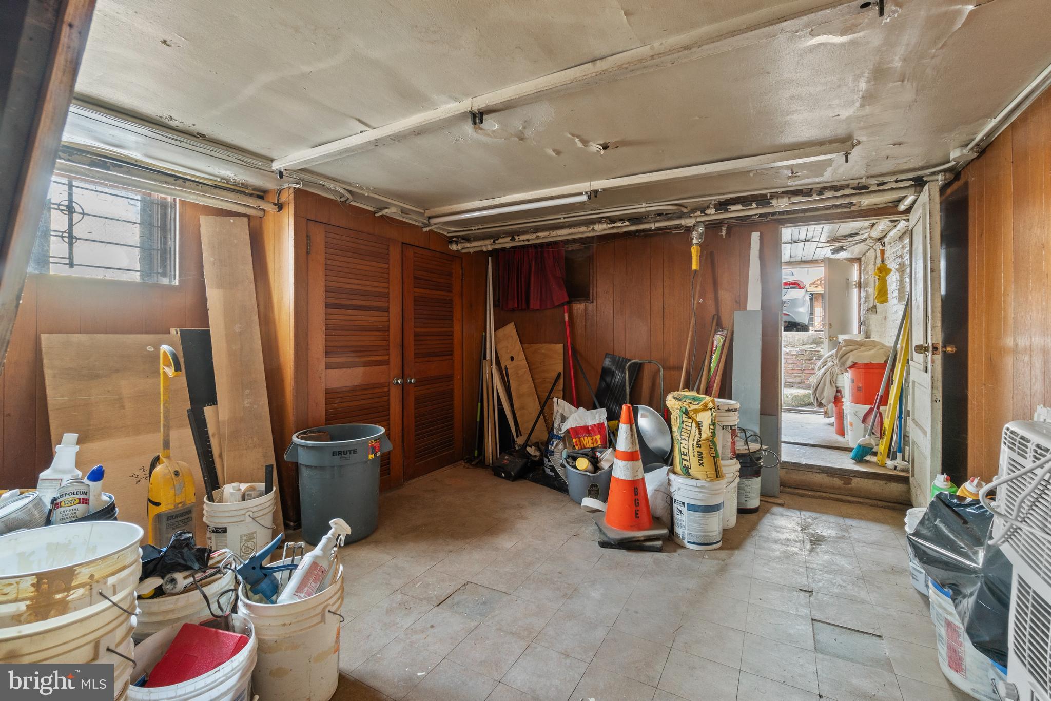 CHARLES VILLAGE - Residential Income