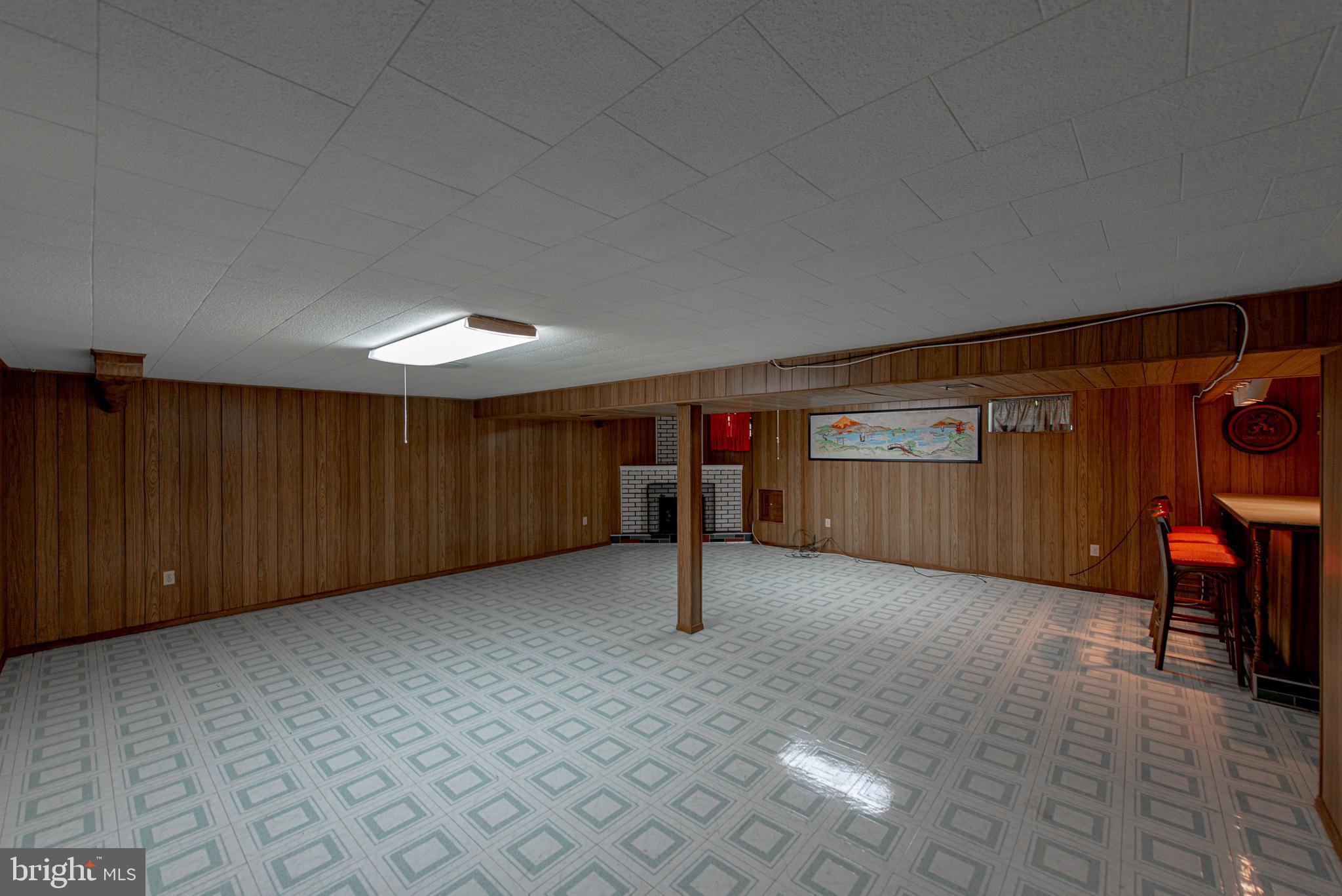 THE HIGHLANDS - Residential Lease