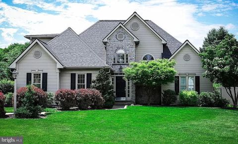 Photo of 723 Steeplechase Road, Landisville, PA 17538 (MLS # PALA2053134)