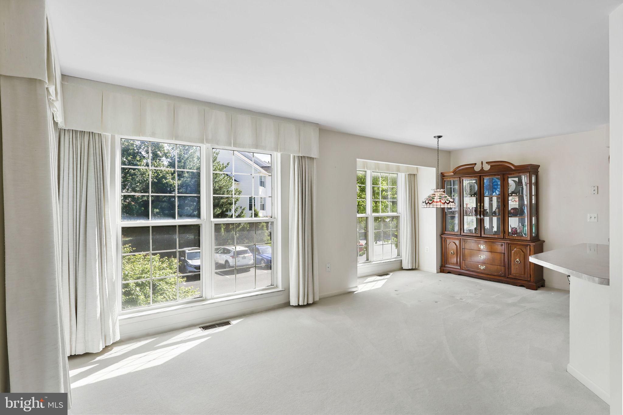 POTOMAC LAKES - Residential