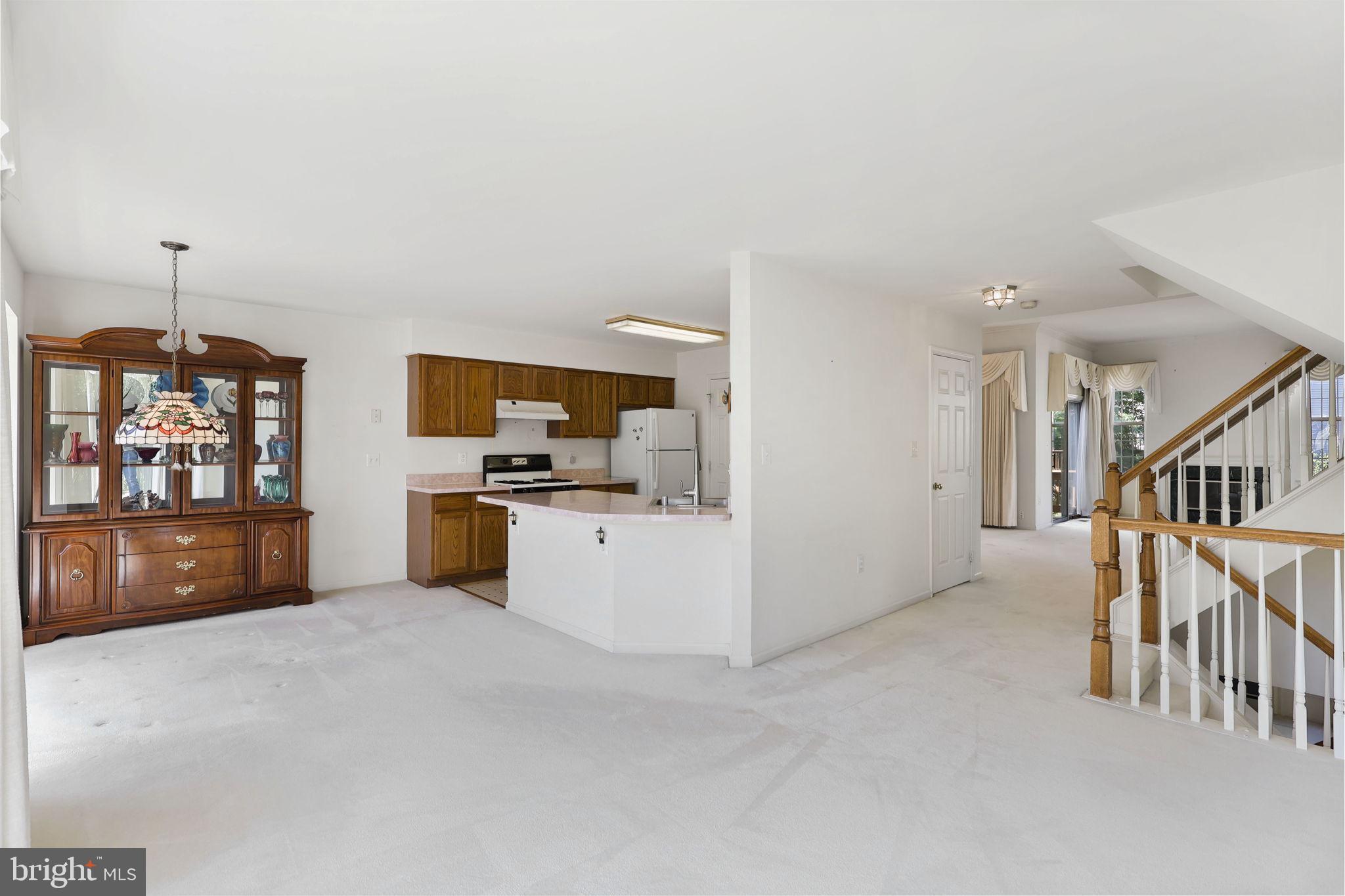 POTOMAC LAKES - Residential