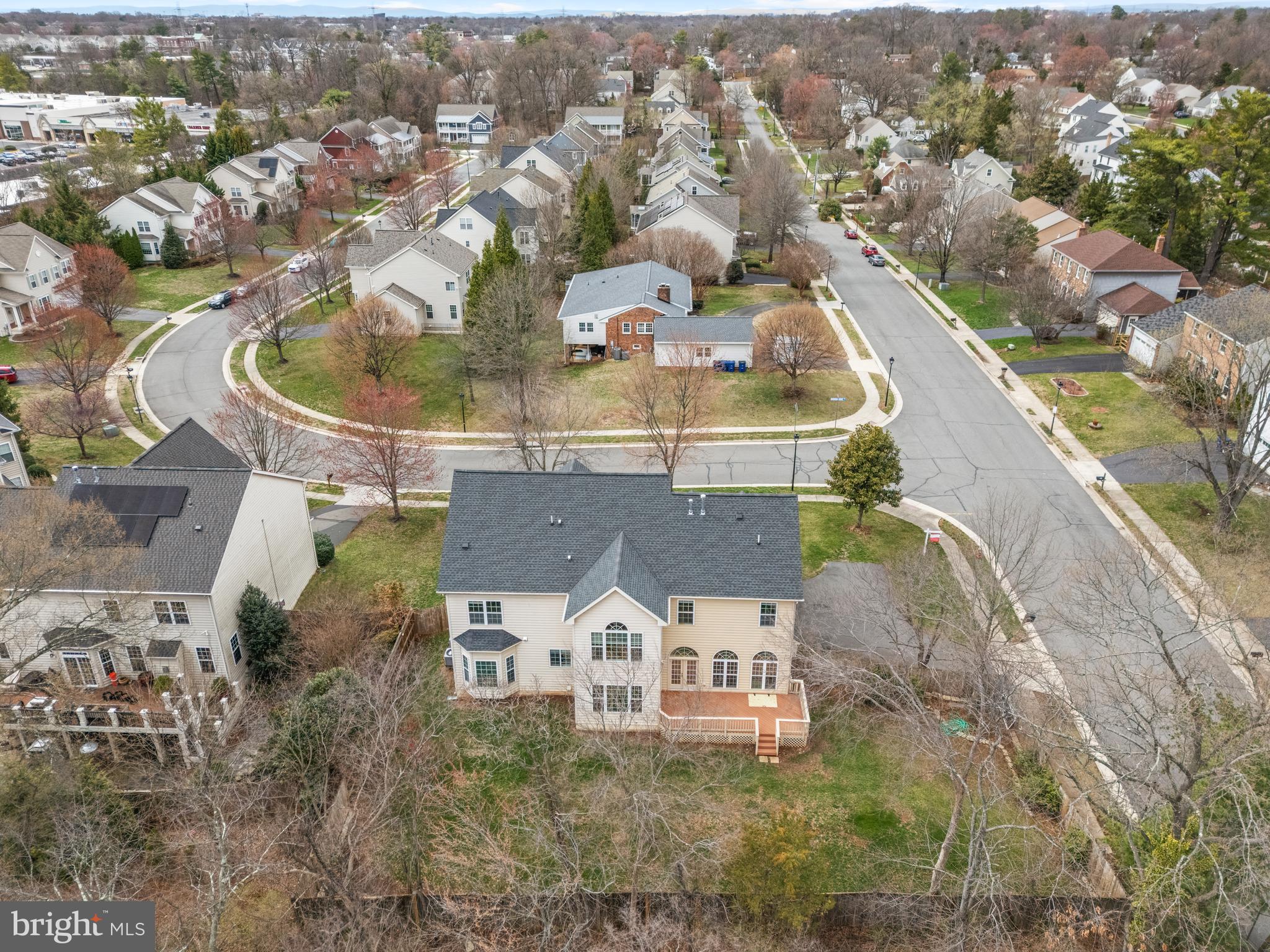 MADISON MANOR - Residential