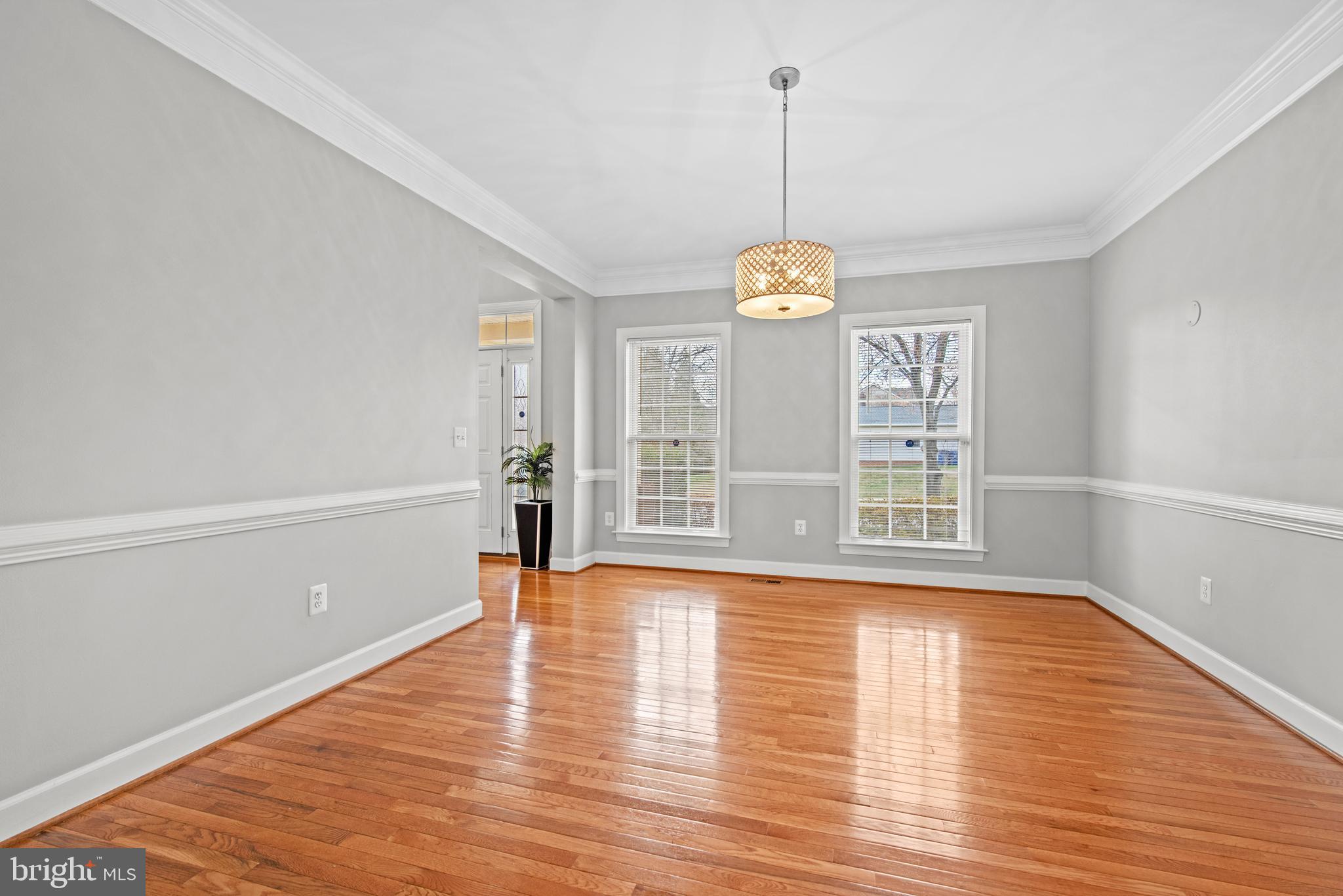 MADISON MANOR - Residential