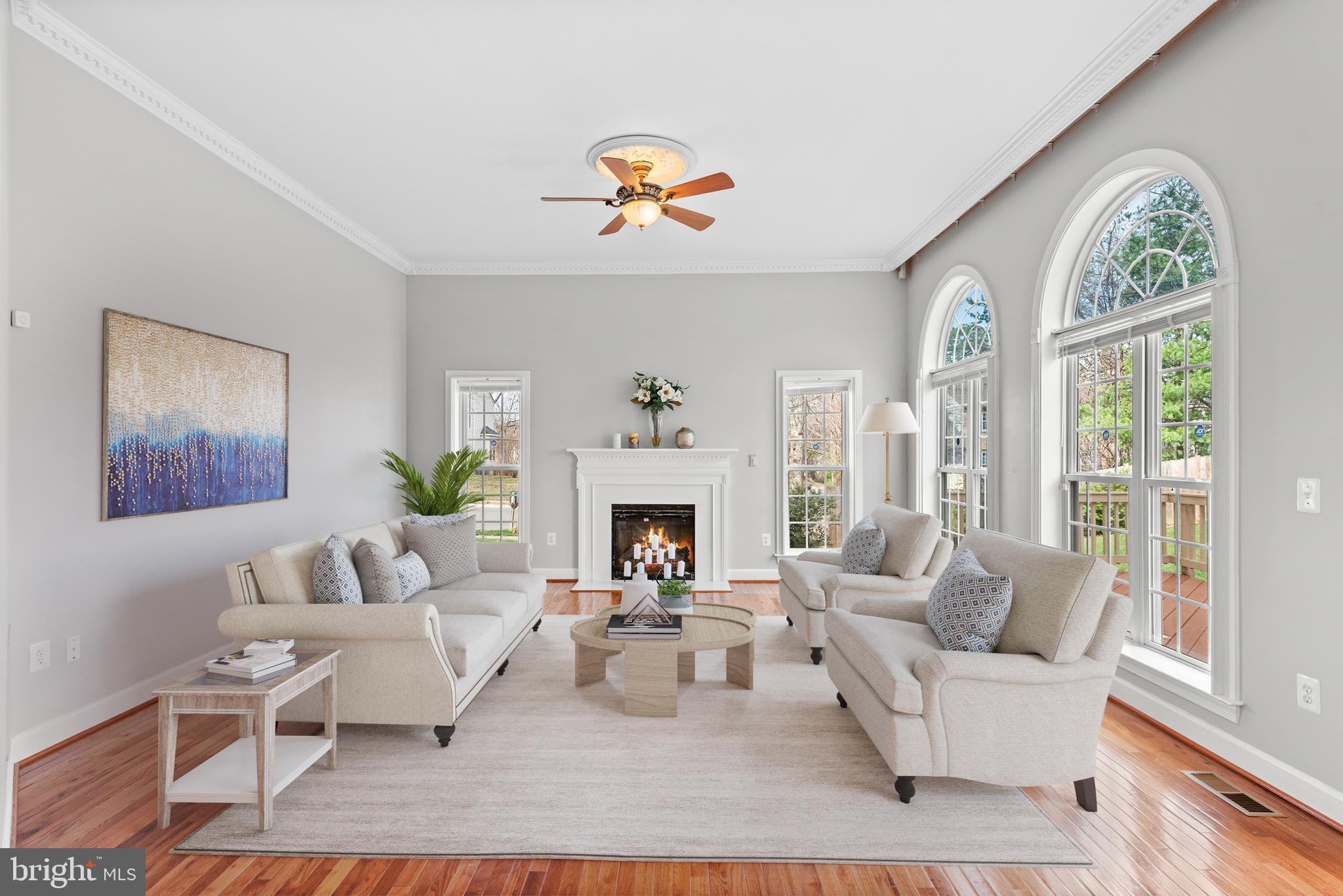 MADISON MANOR - Residential