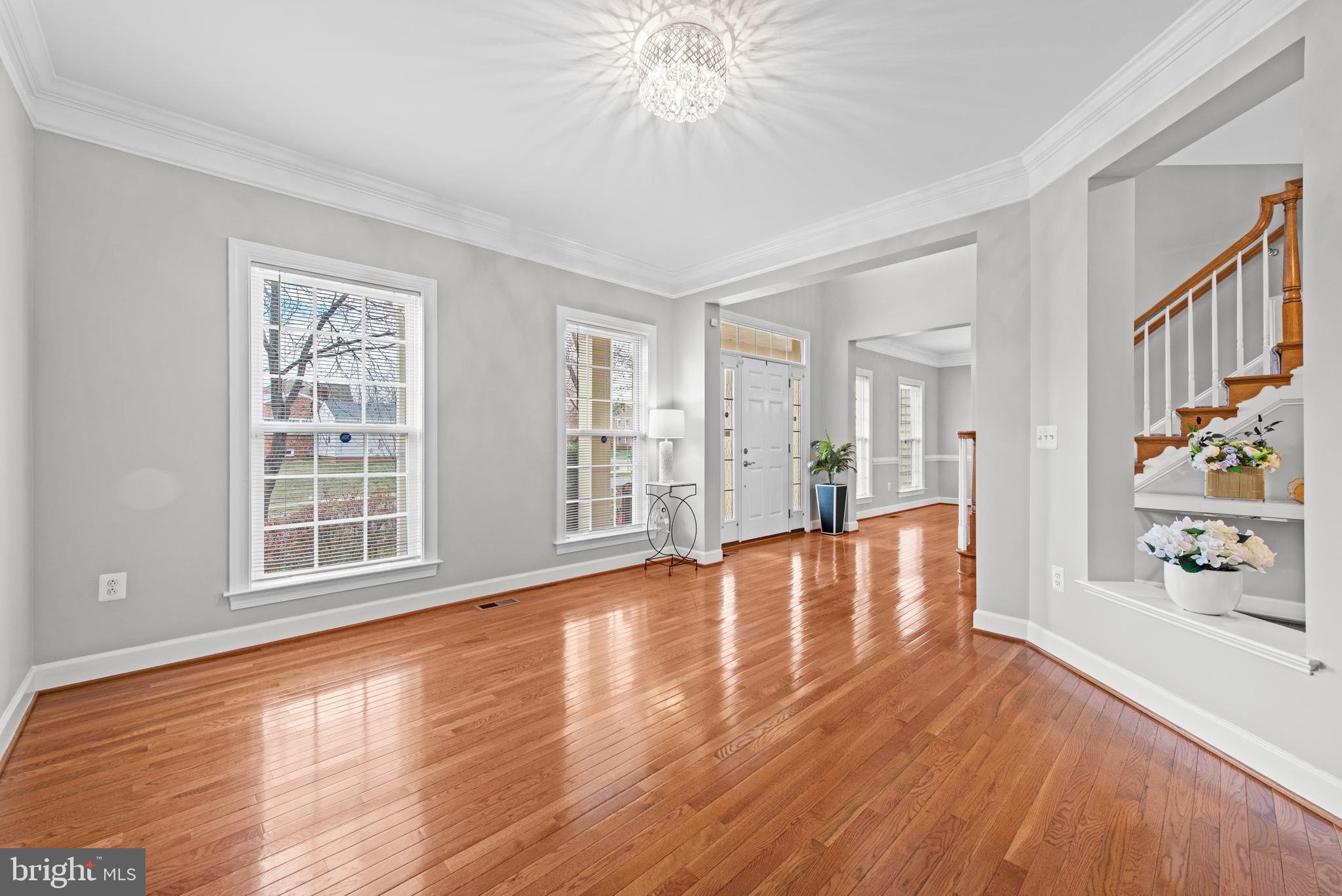 MADISON MANOR - Residential