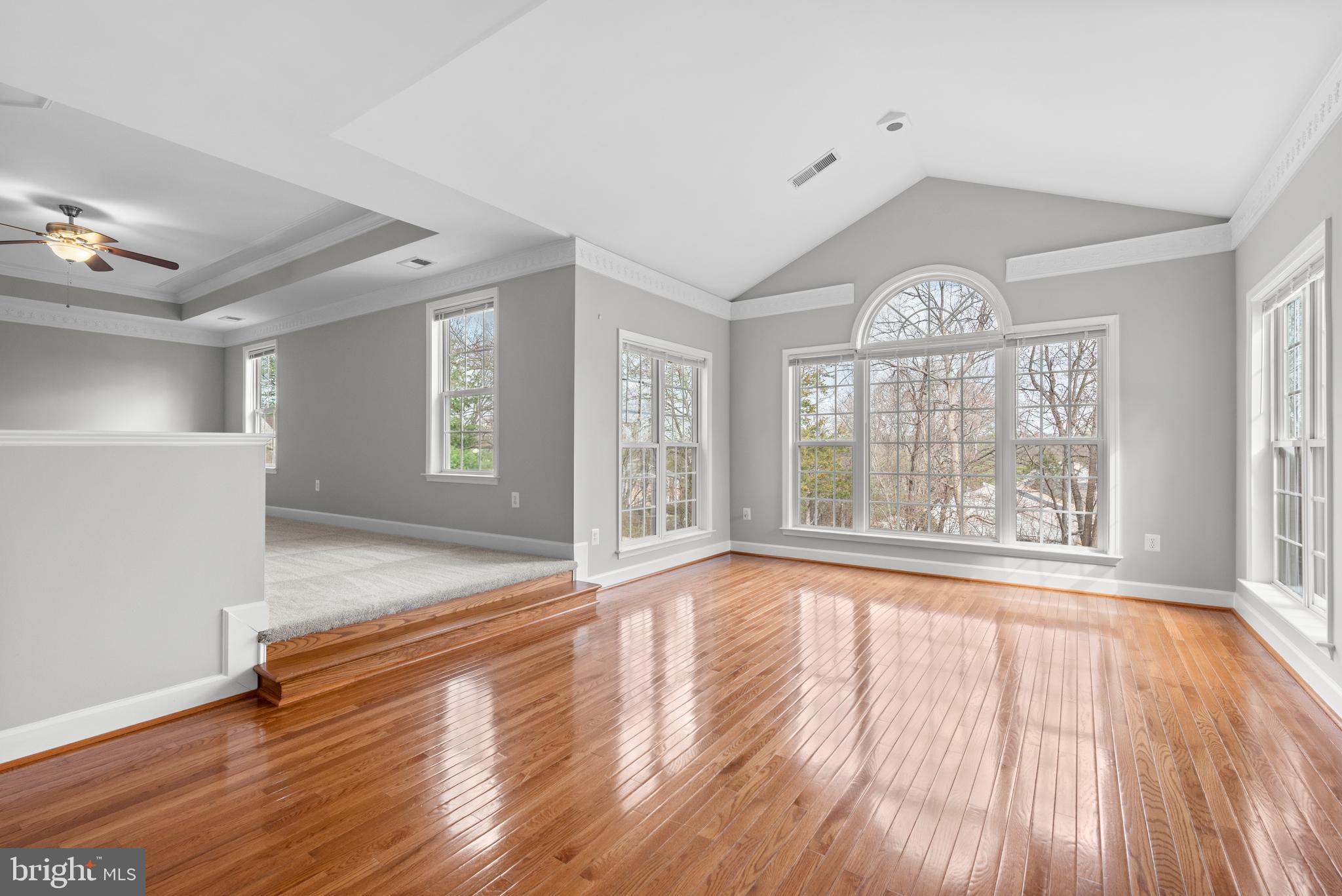 MADISON MANOR - Residential