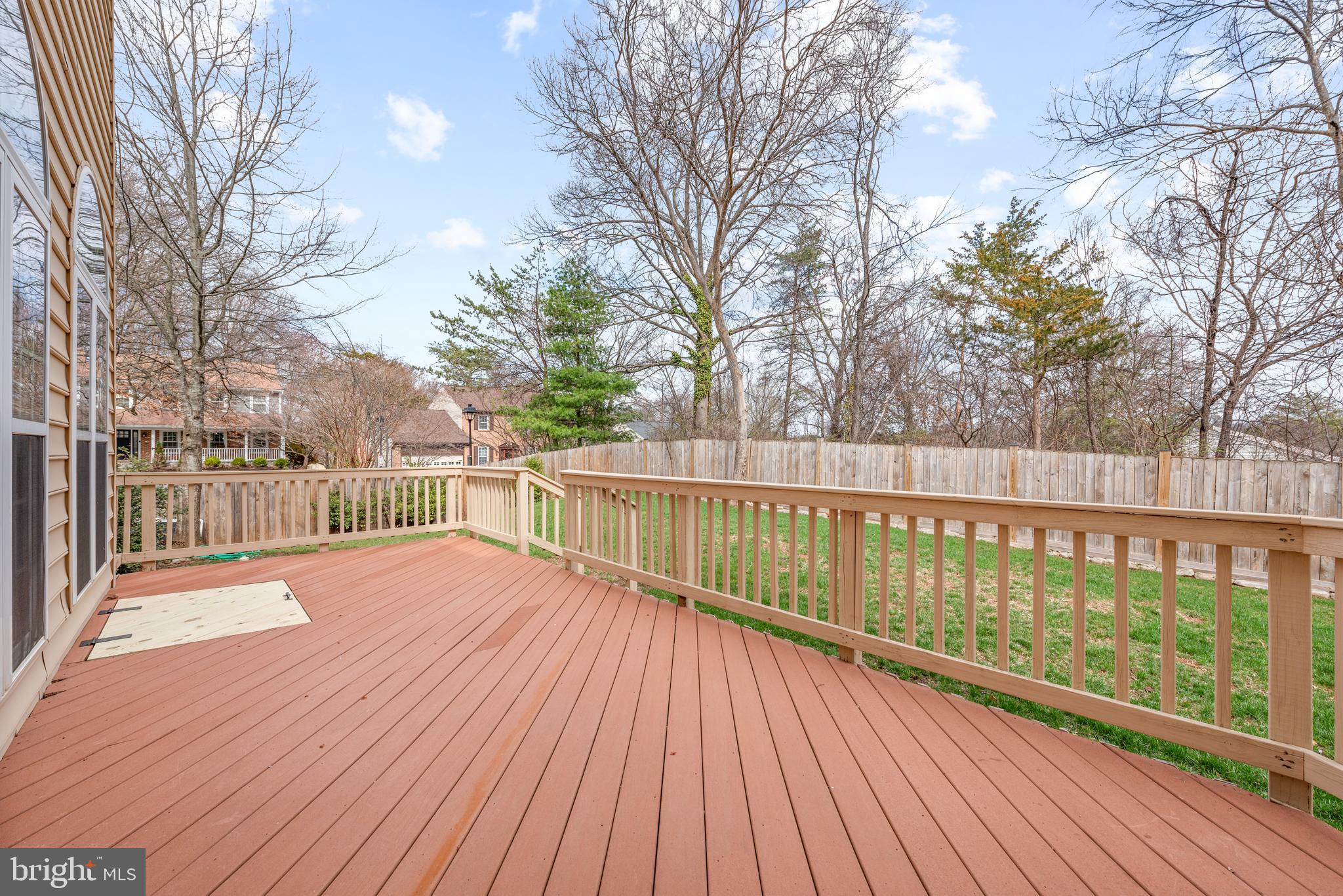 MADISON MANOR - Residential