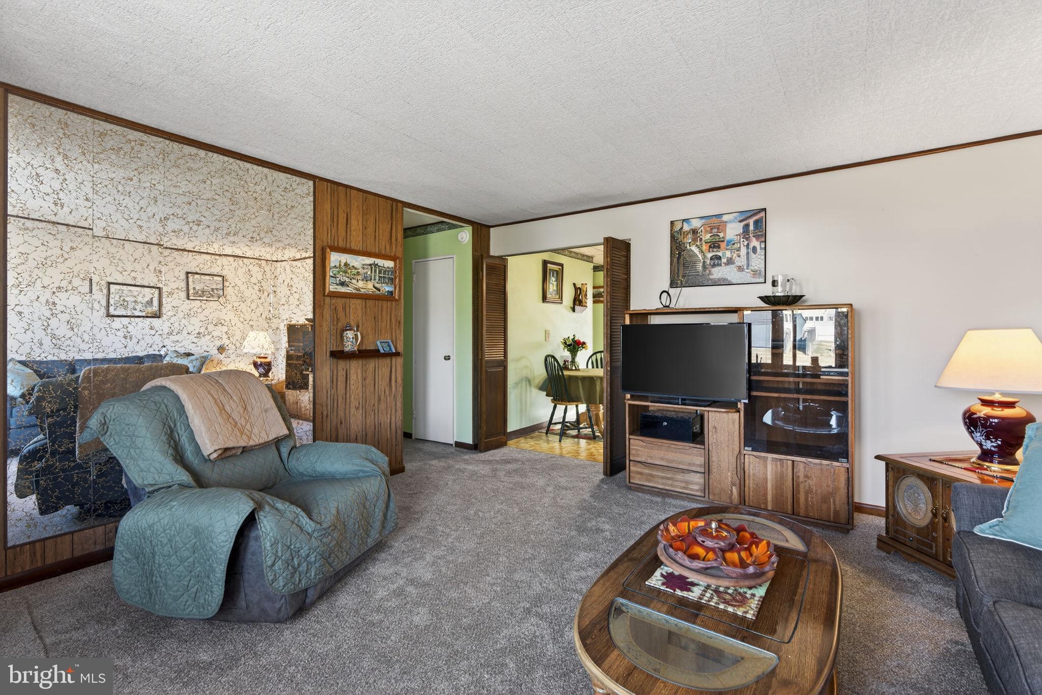 1824 HILLTOP TERRACE