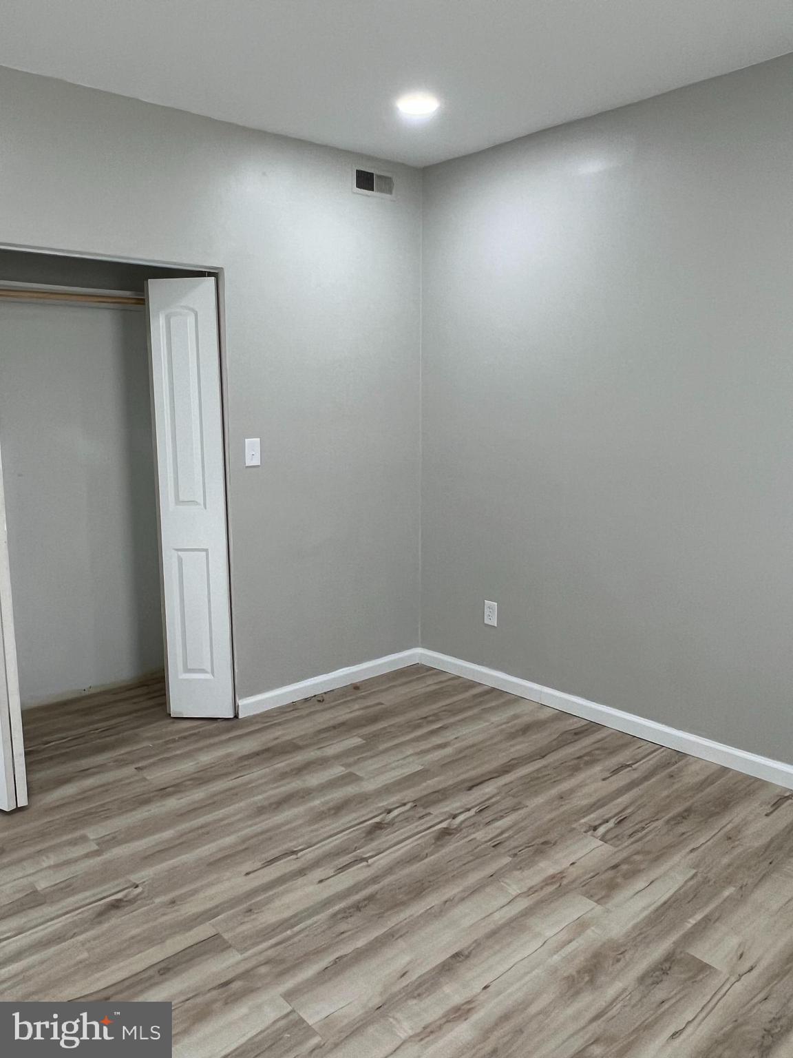 LEXINGTON - Residential Lease