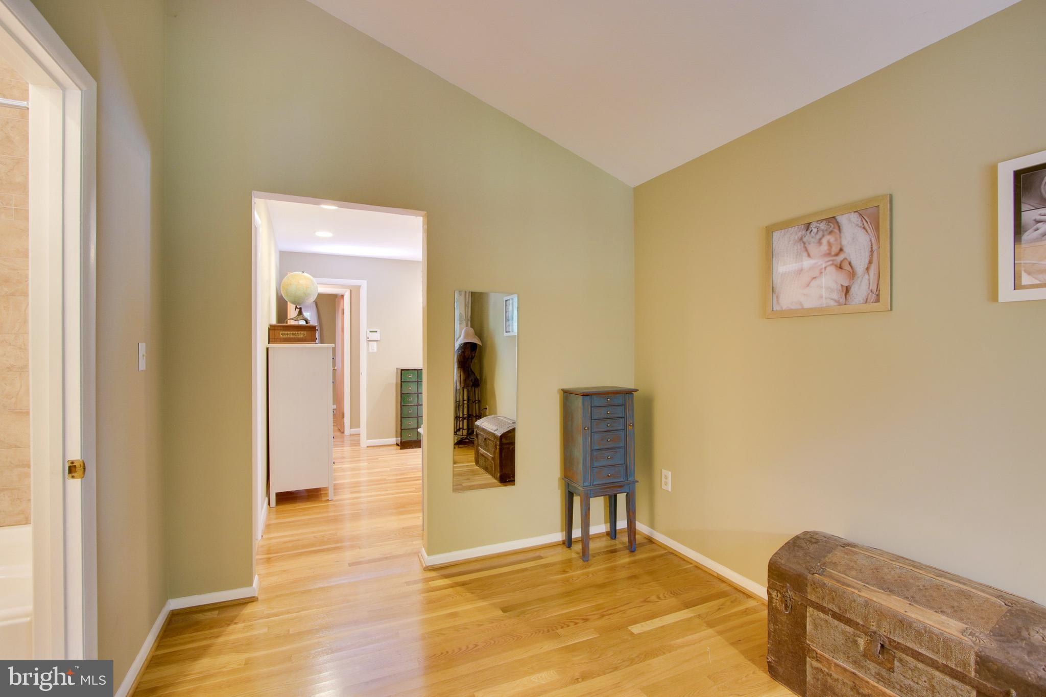 LONGFELLOW - Residential