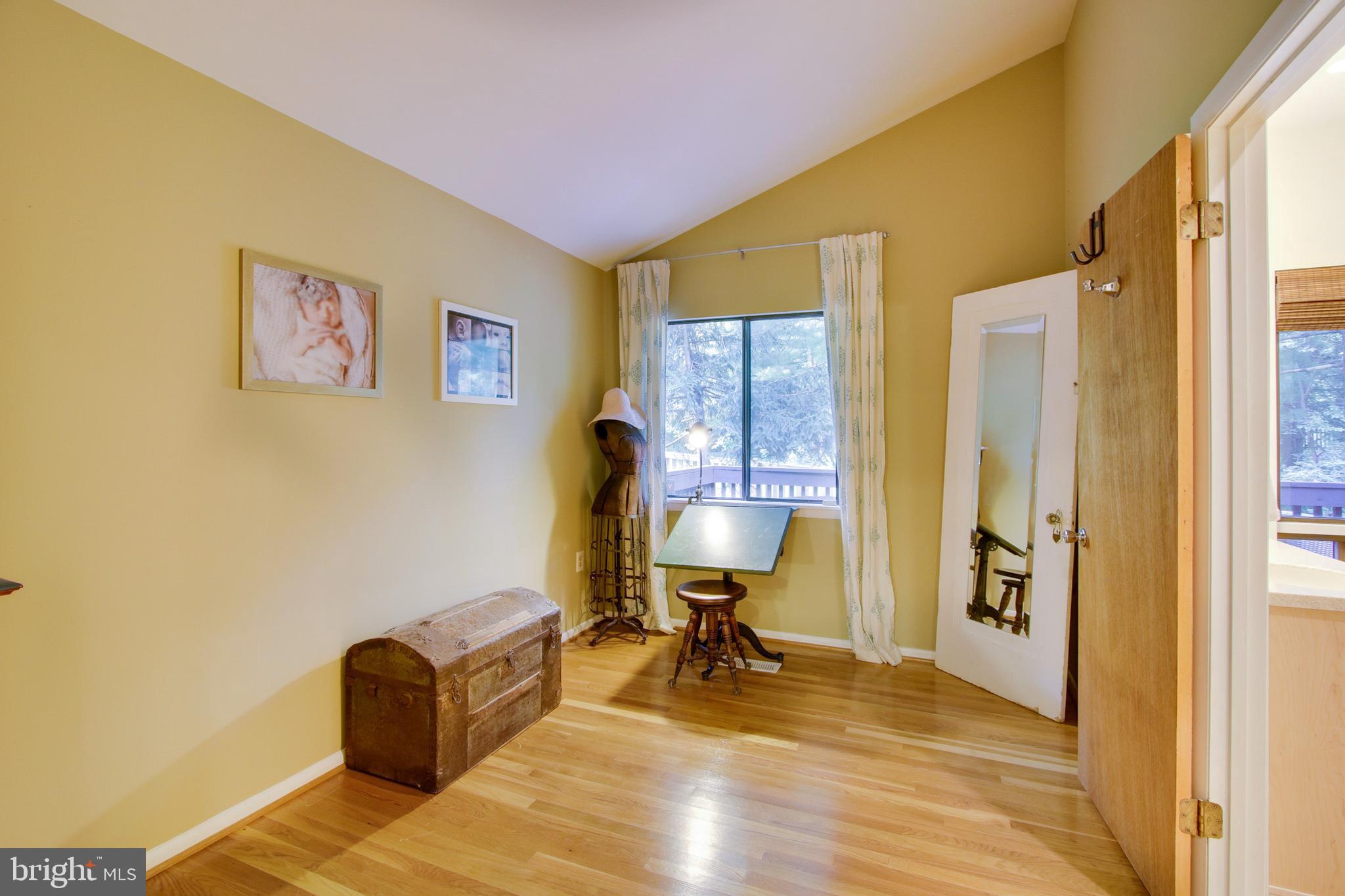 LONGFELLOW - Residential