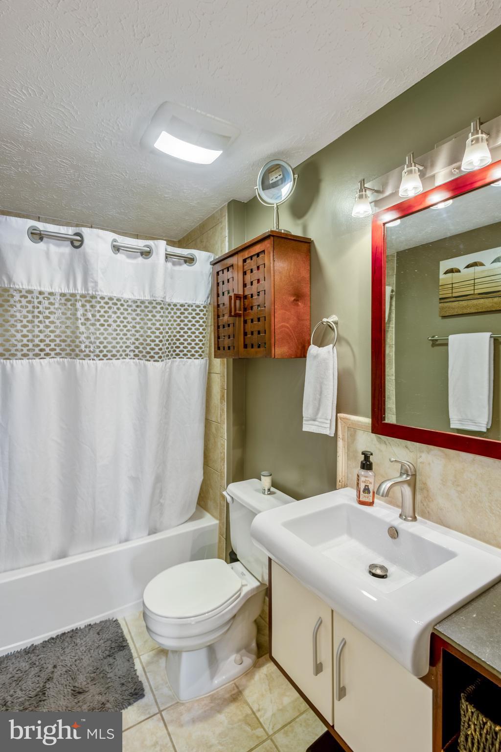 KNOLLS OF DUMFRIES - Residential